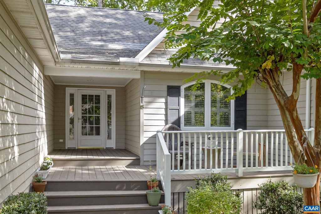 Photo of 15 Out Of Bounds Rd, PALMYRA, VA 22963 (MLS # 669729)