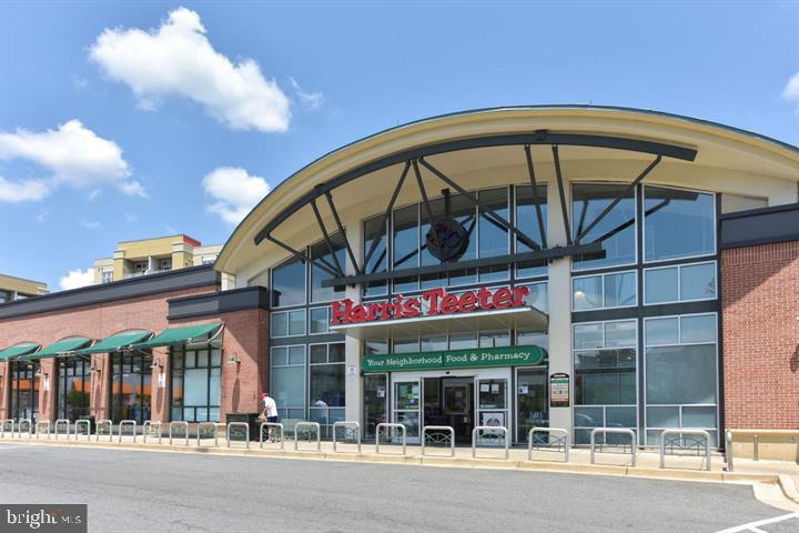 RIDGE HOUSE CONDOMINIUM - Residential