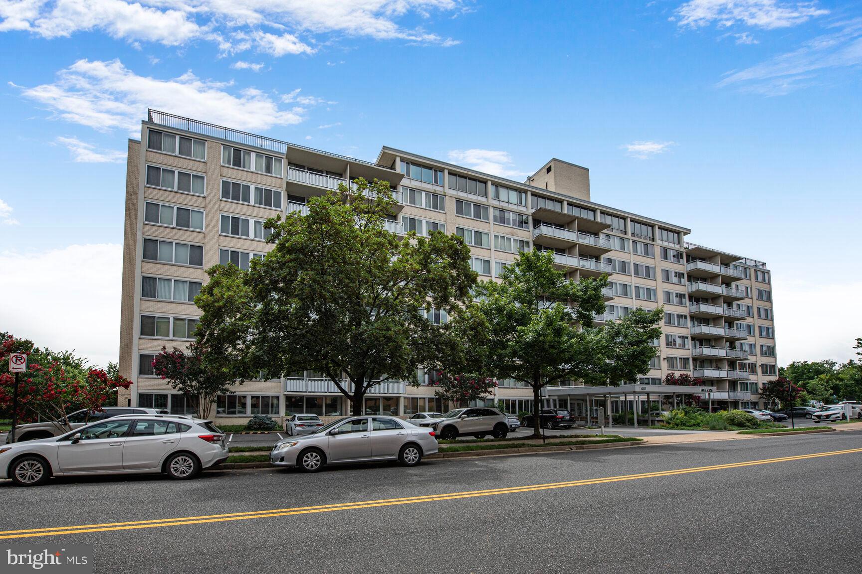 RIDGE HOUSE CONDOMINIUM - Residential