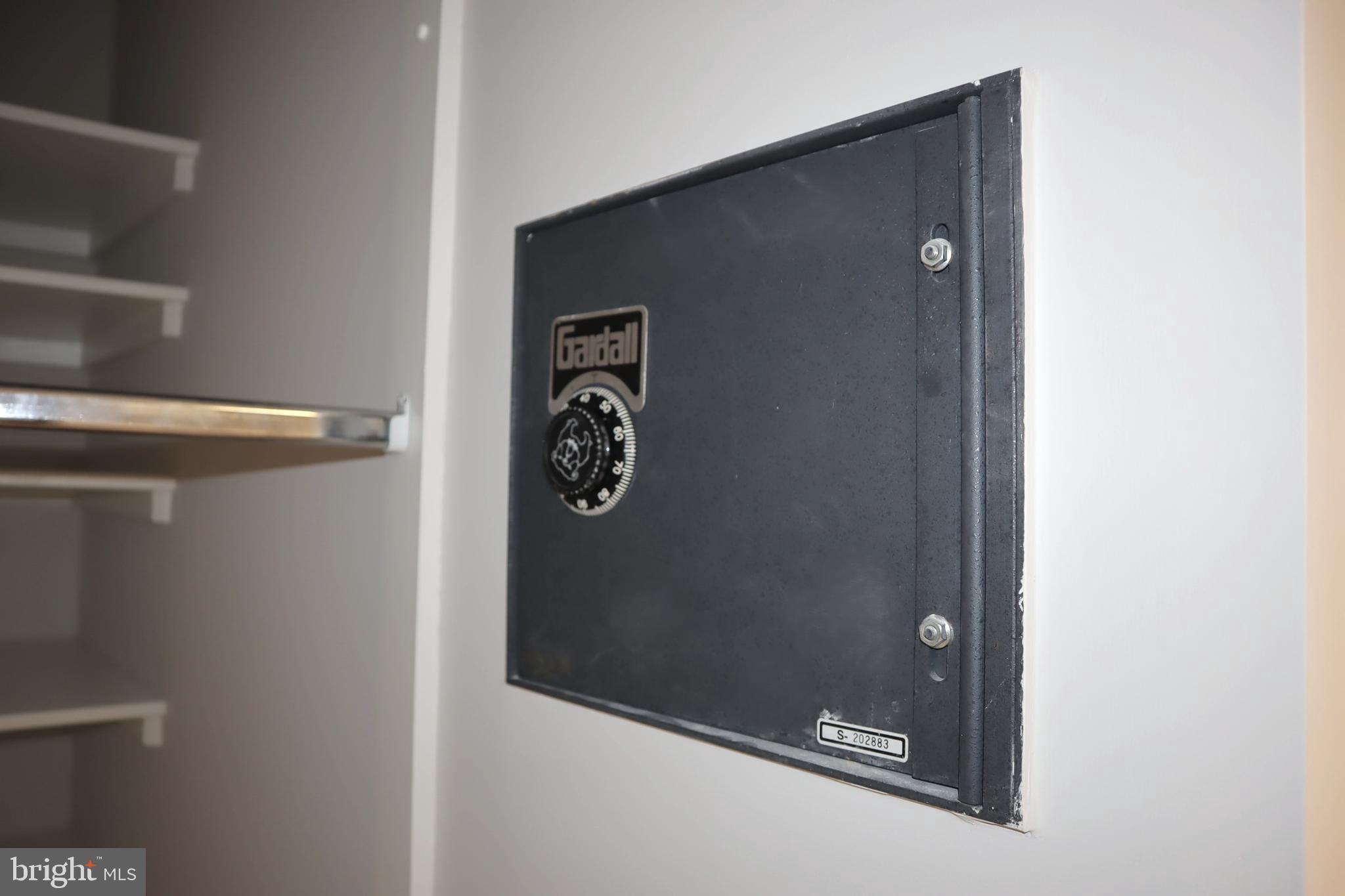 GROSVENOR PARK - Residential