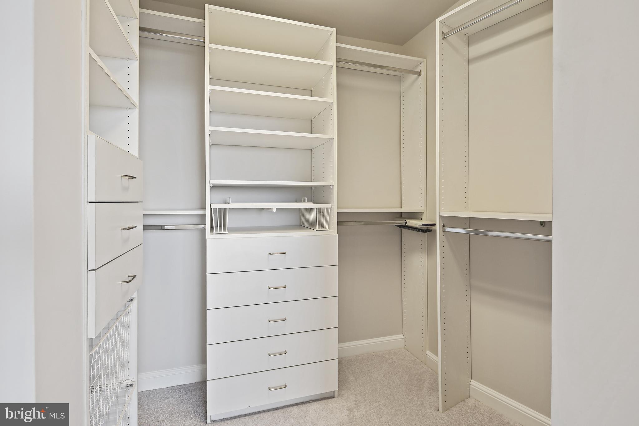 GROSVENOR PARK - Residential