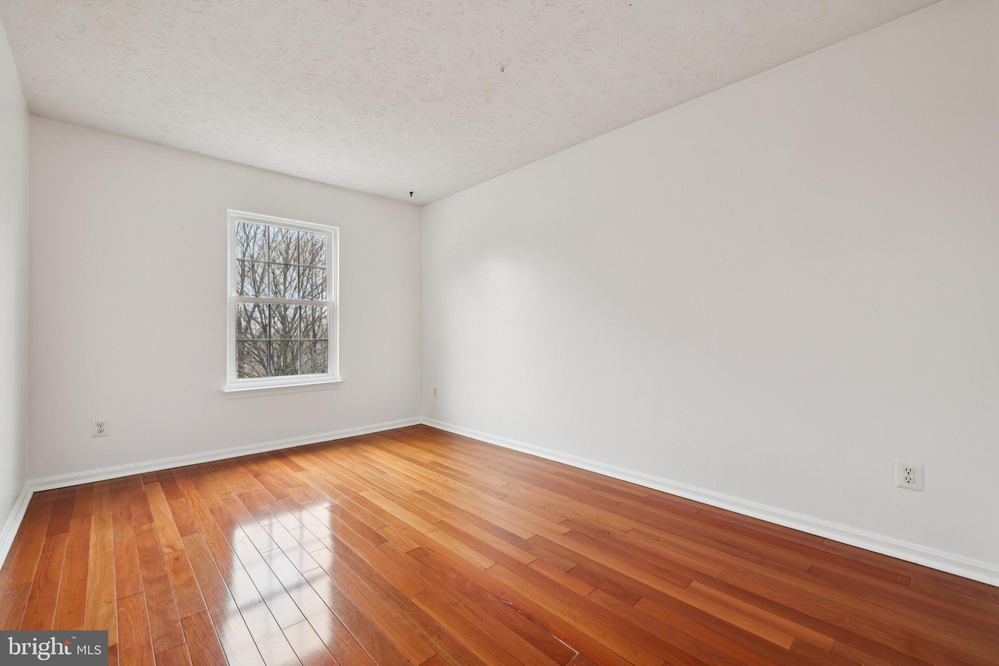 REISTERSTOWN VILLAGE - Residential