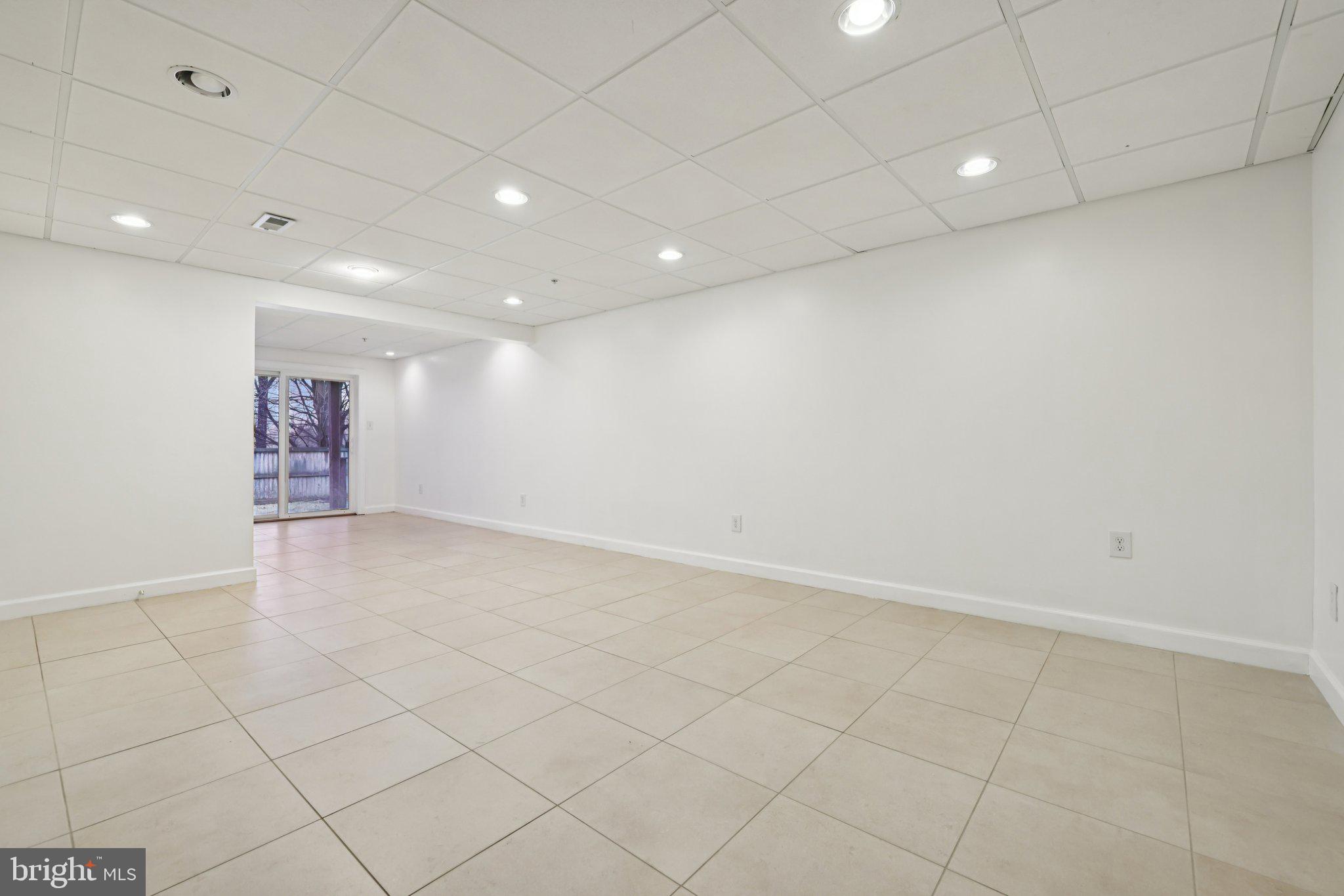 REISTERSTOWN VILLAGE - Residential