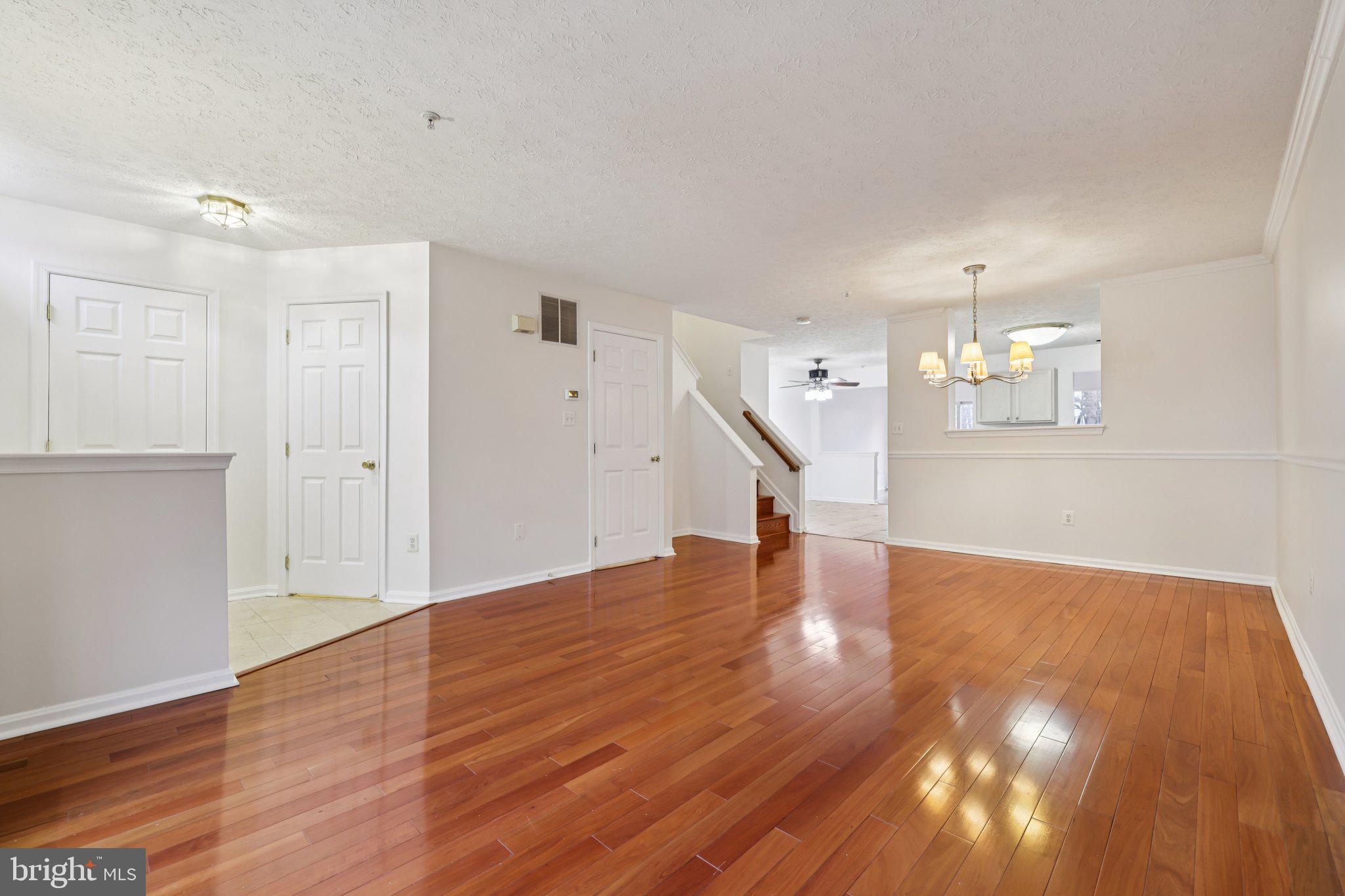 REISTERSTOWN VILLAGE - Residential