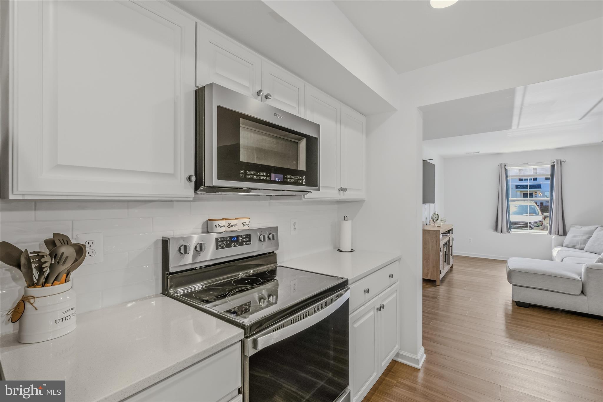 WHISPERING PINES - Residential