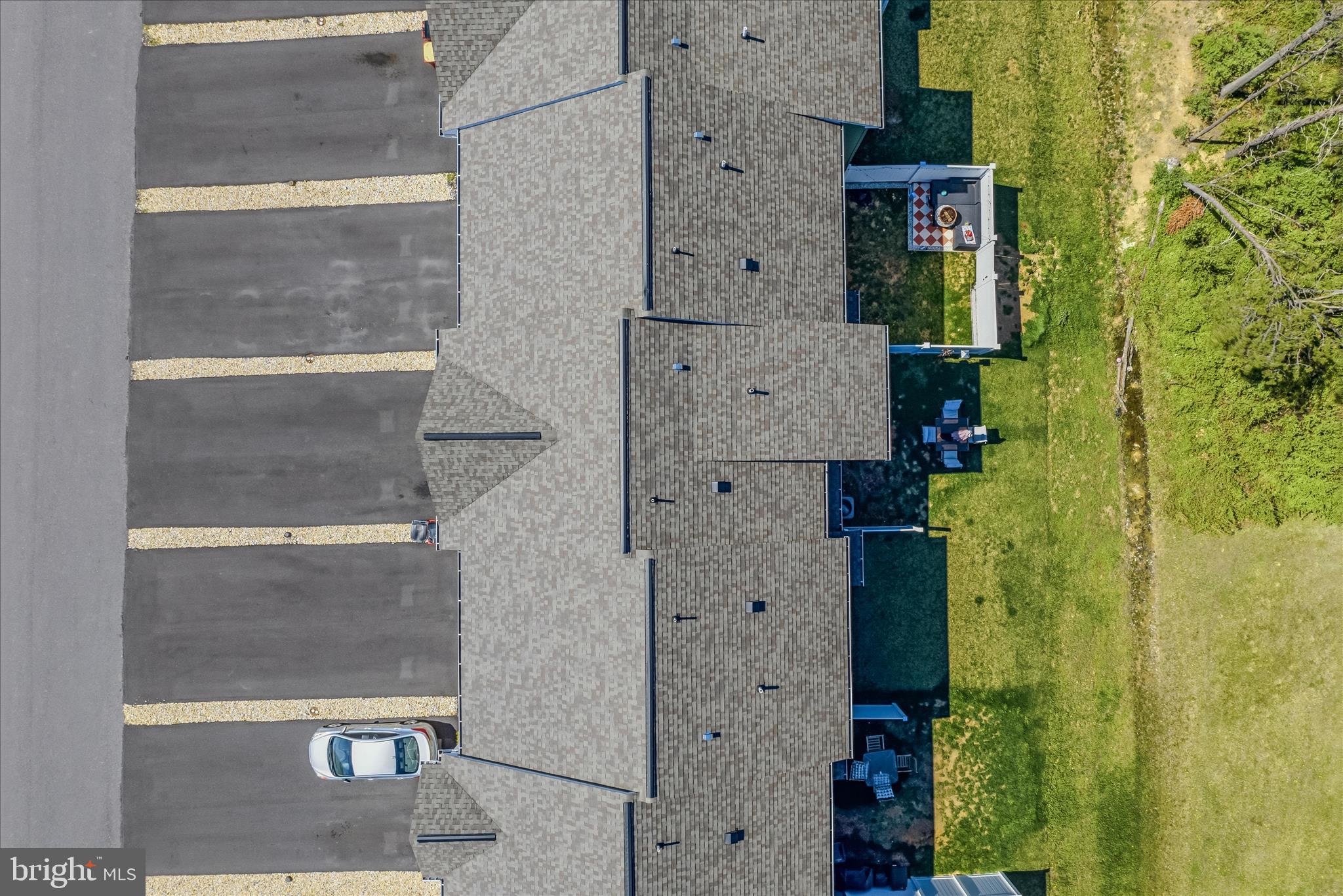 WHISPERING PINES - Residential