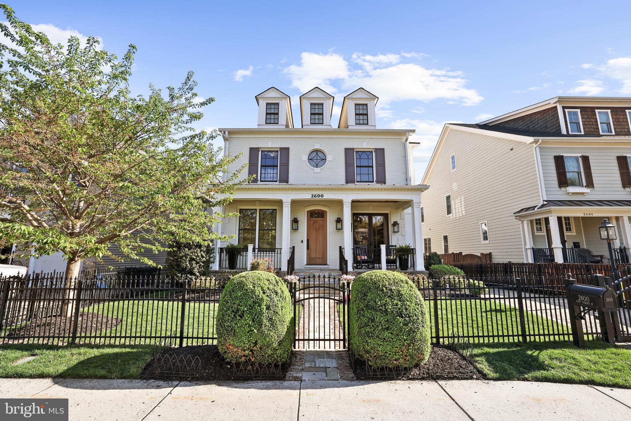 CLARENDON - Residential