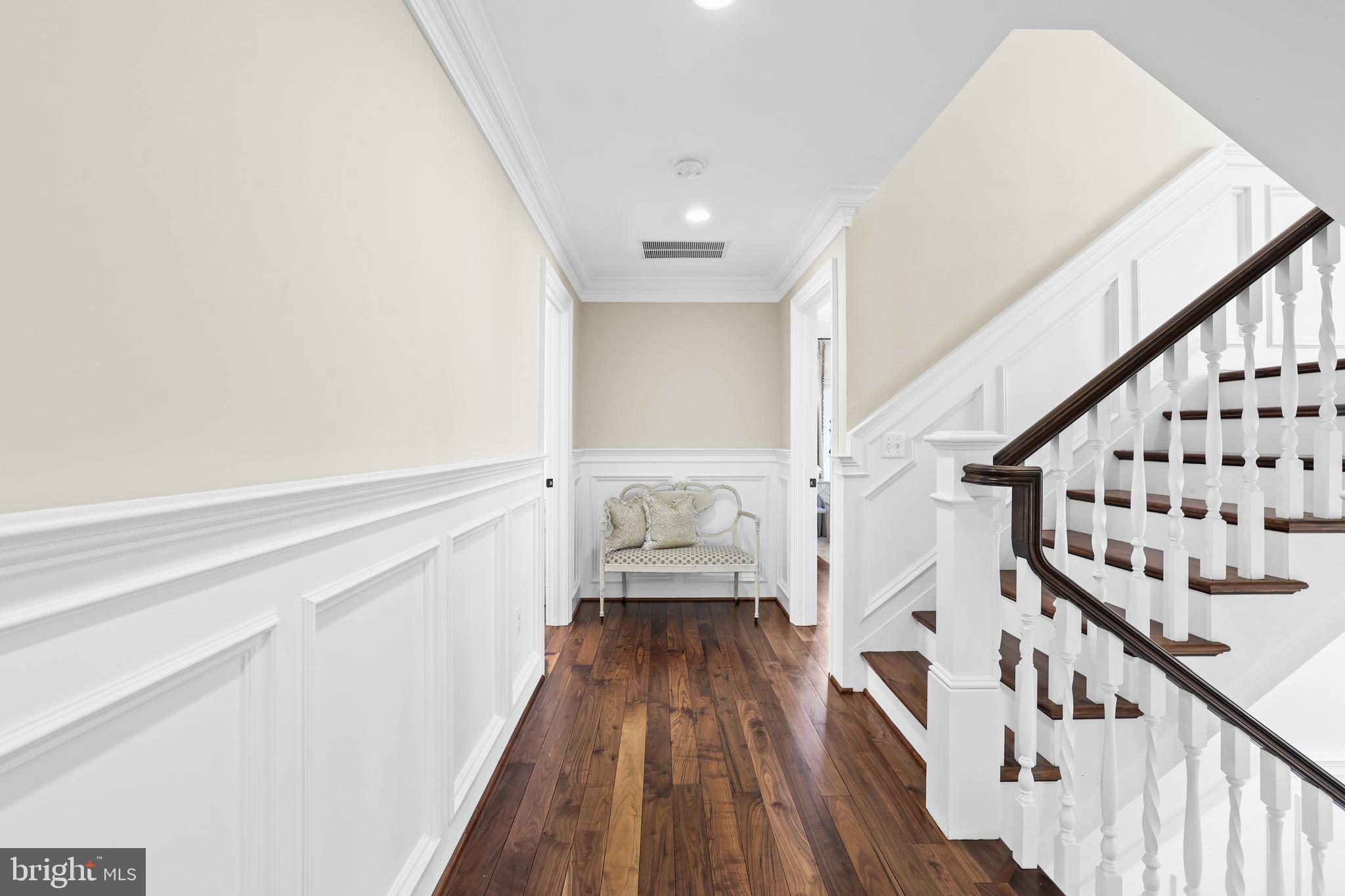 CLARENDON - Residential