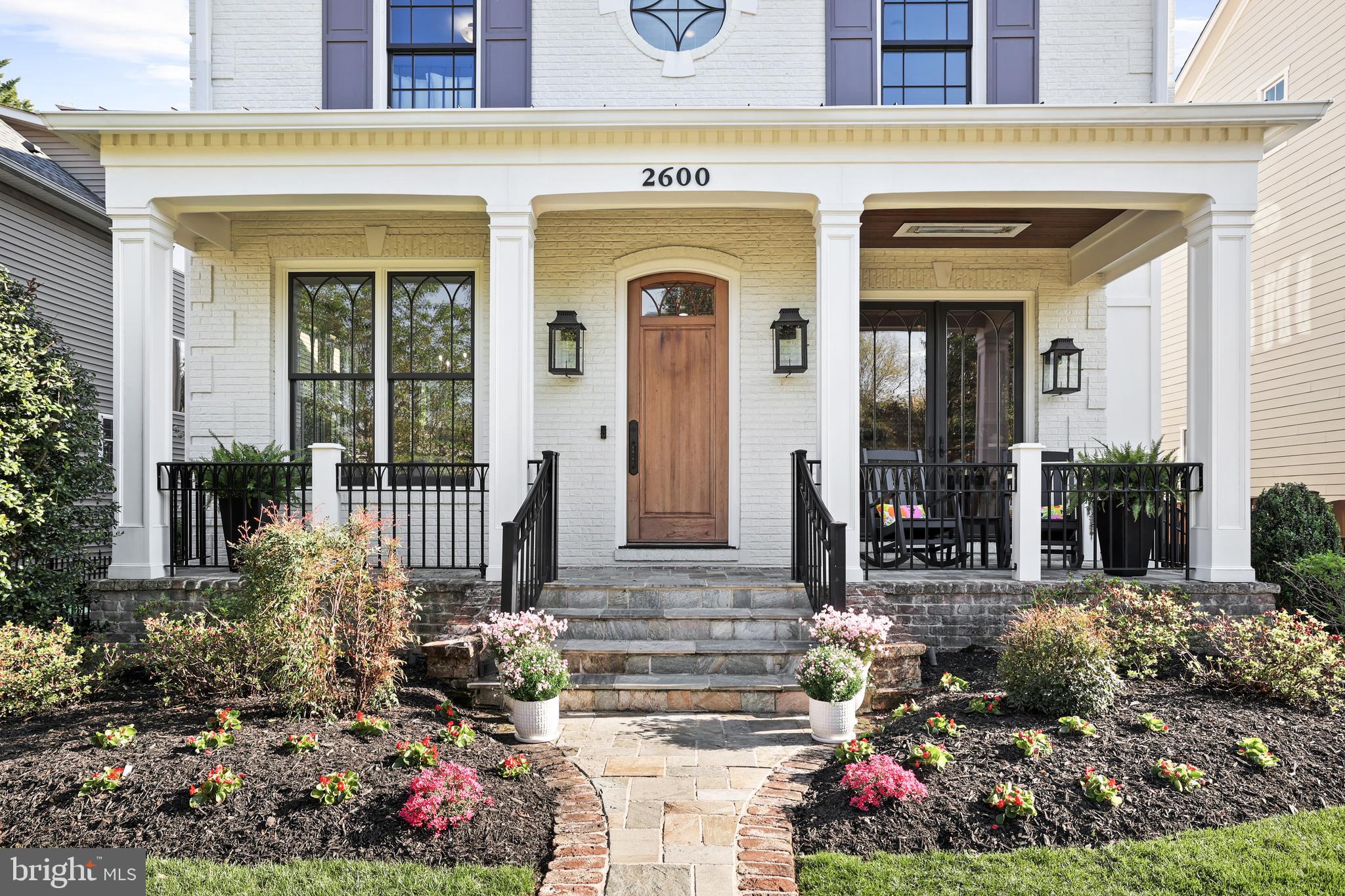 CLARENDON - Residential