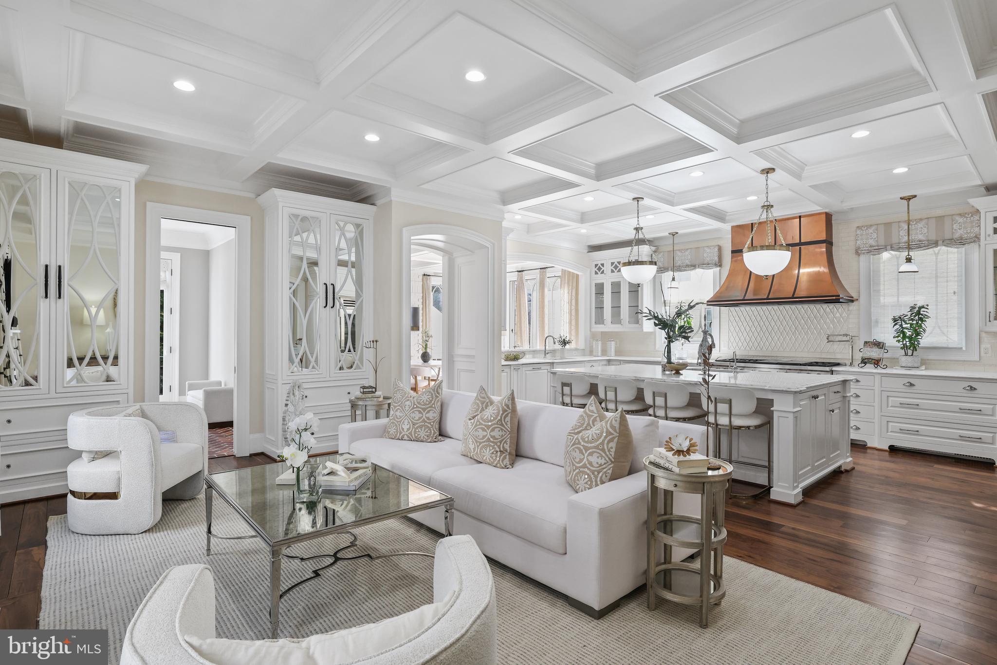 CLARENDON - Residential