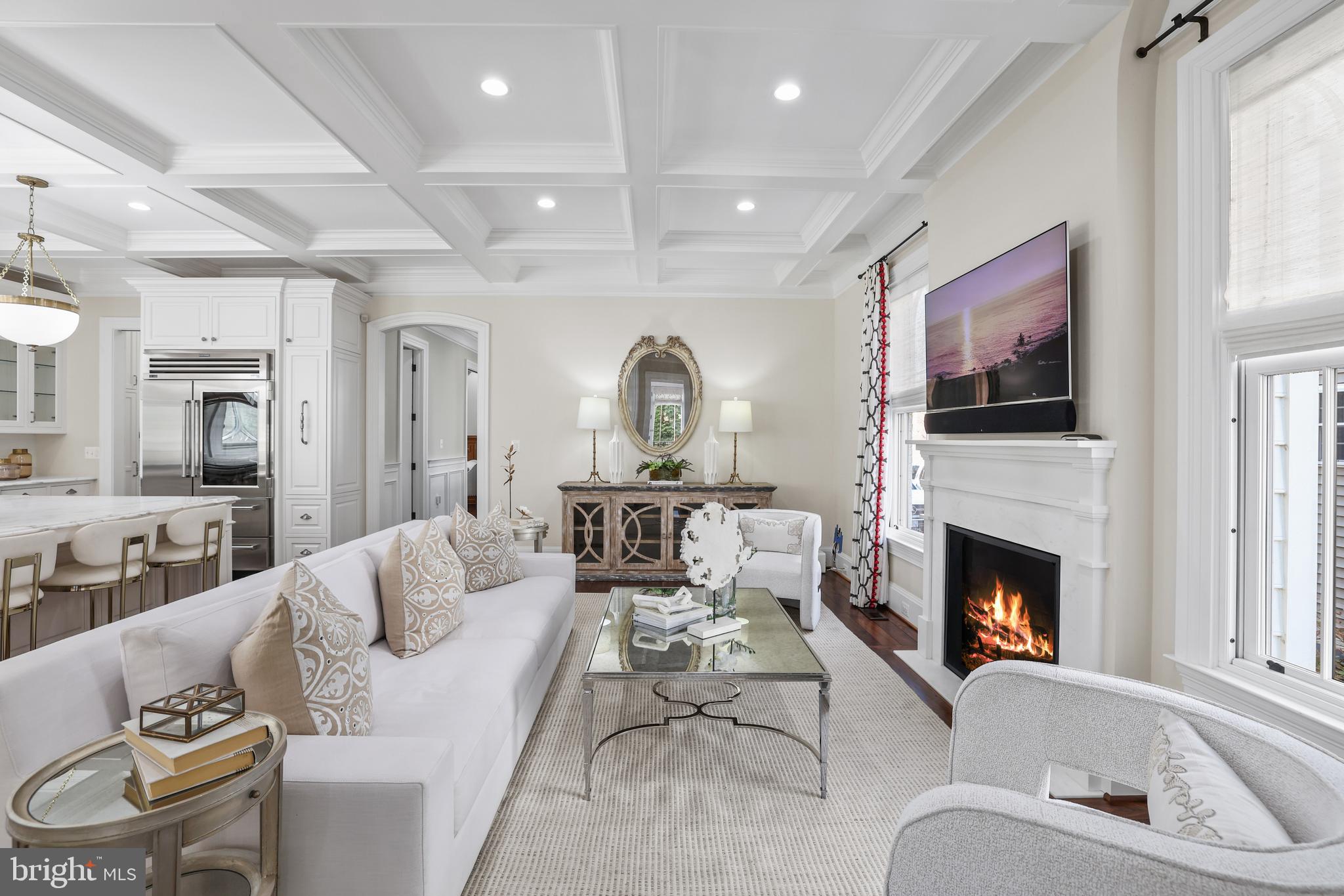 CLARENDON - Residential