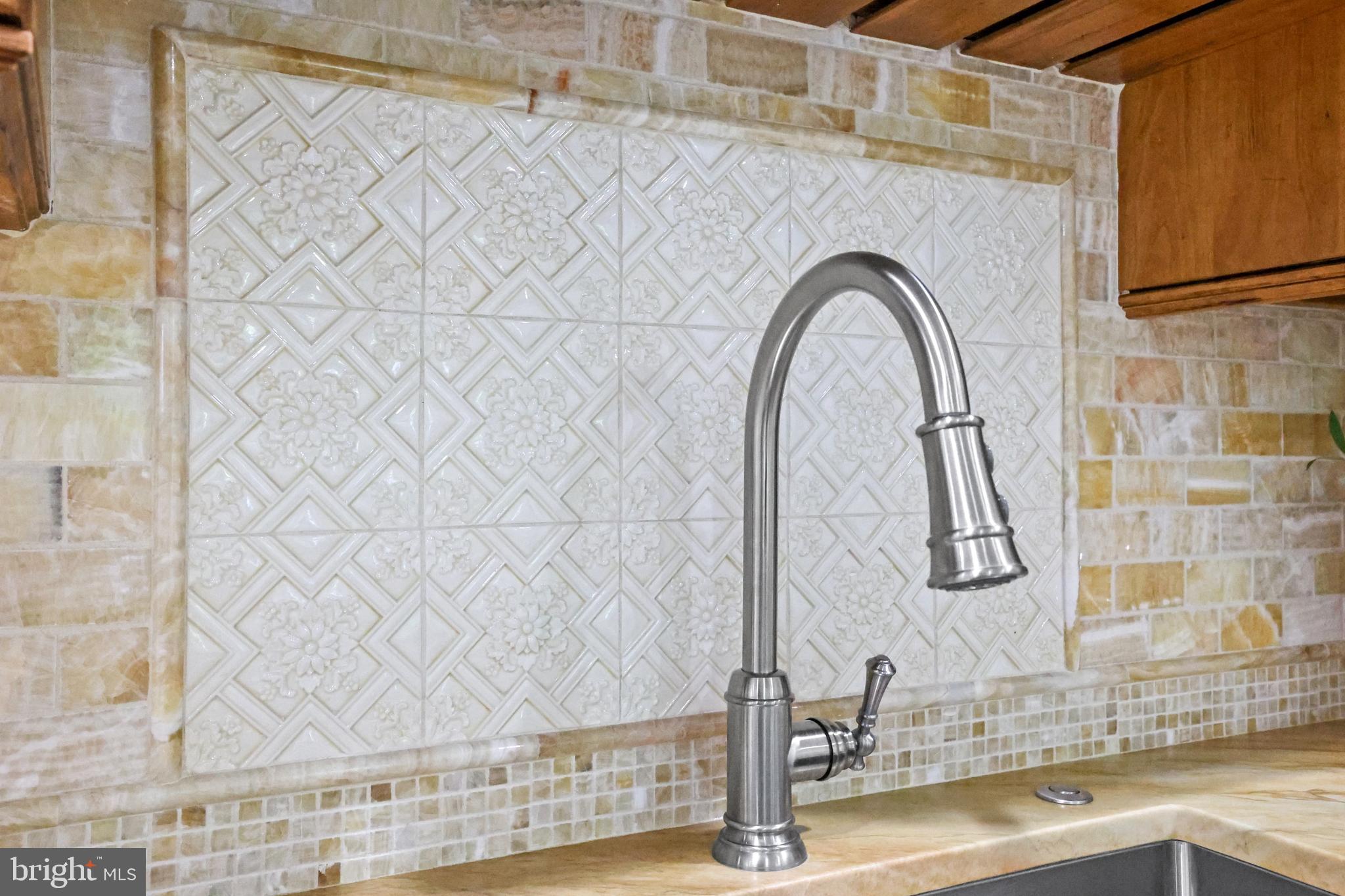 CLARENDON - Residential