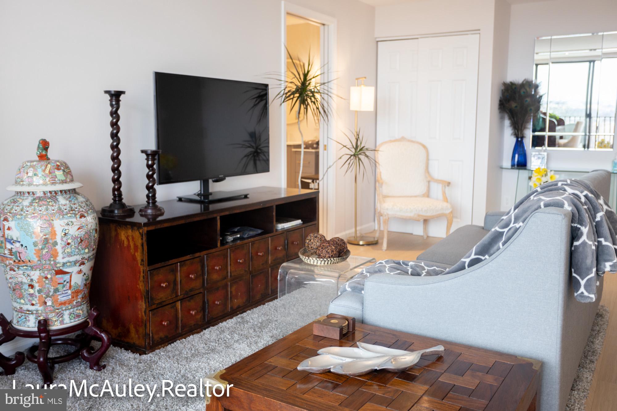 RADNOR - FORT MYER HEIGHTS - Residential Lease