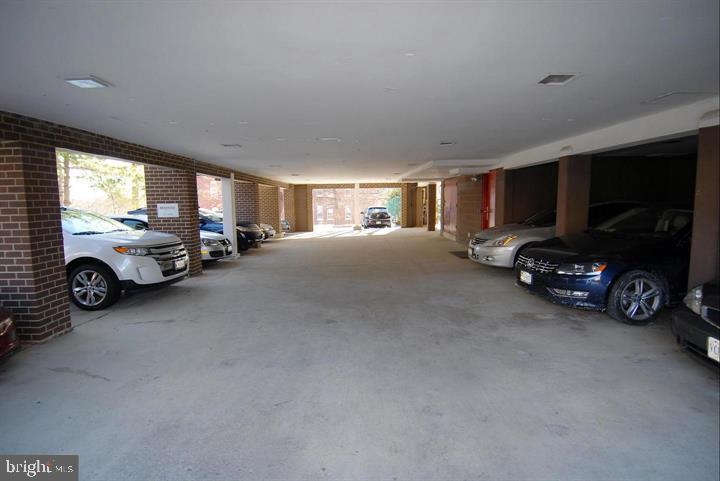 RADNOR - FORT MYER HEIGHTS - Residential Lease