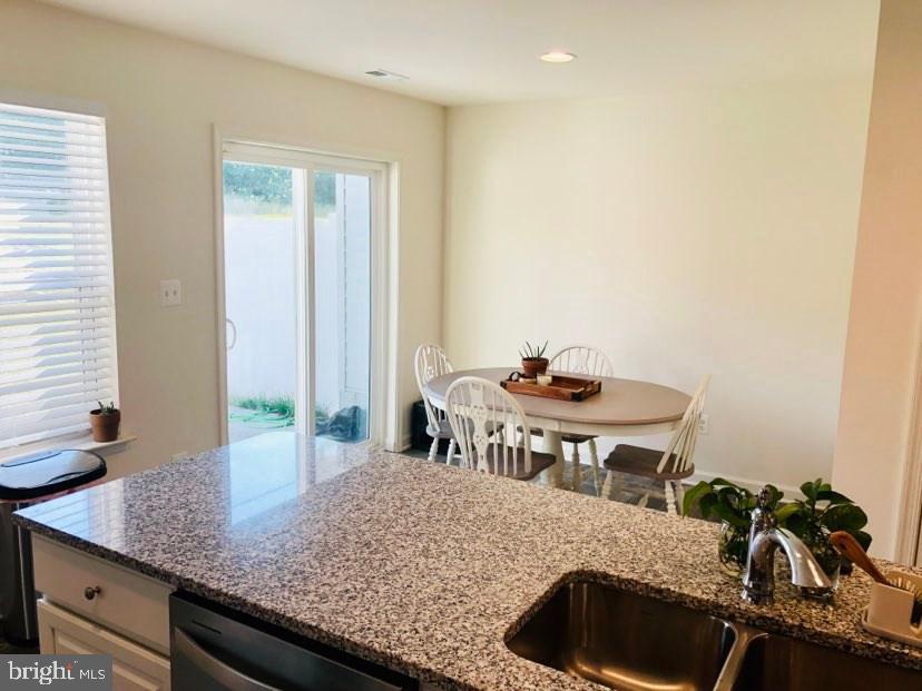 WHISPERING PINES - Residential Lease