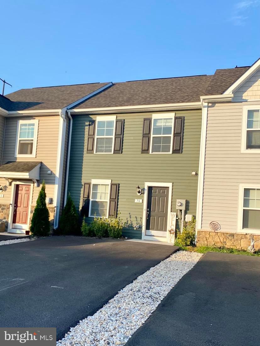 WHISPERING PINES - Residential Lease