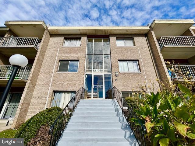 GRAND BEL MANOR - Residential Lease