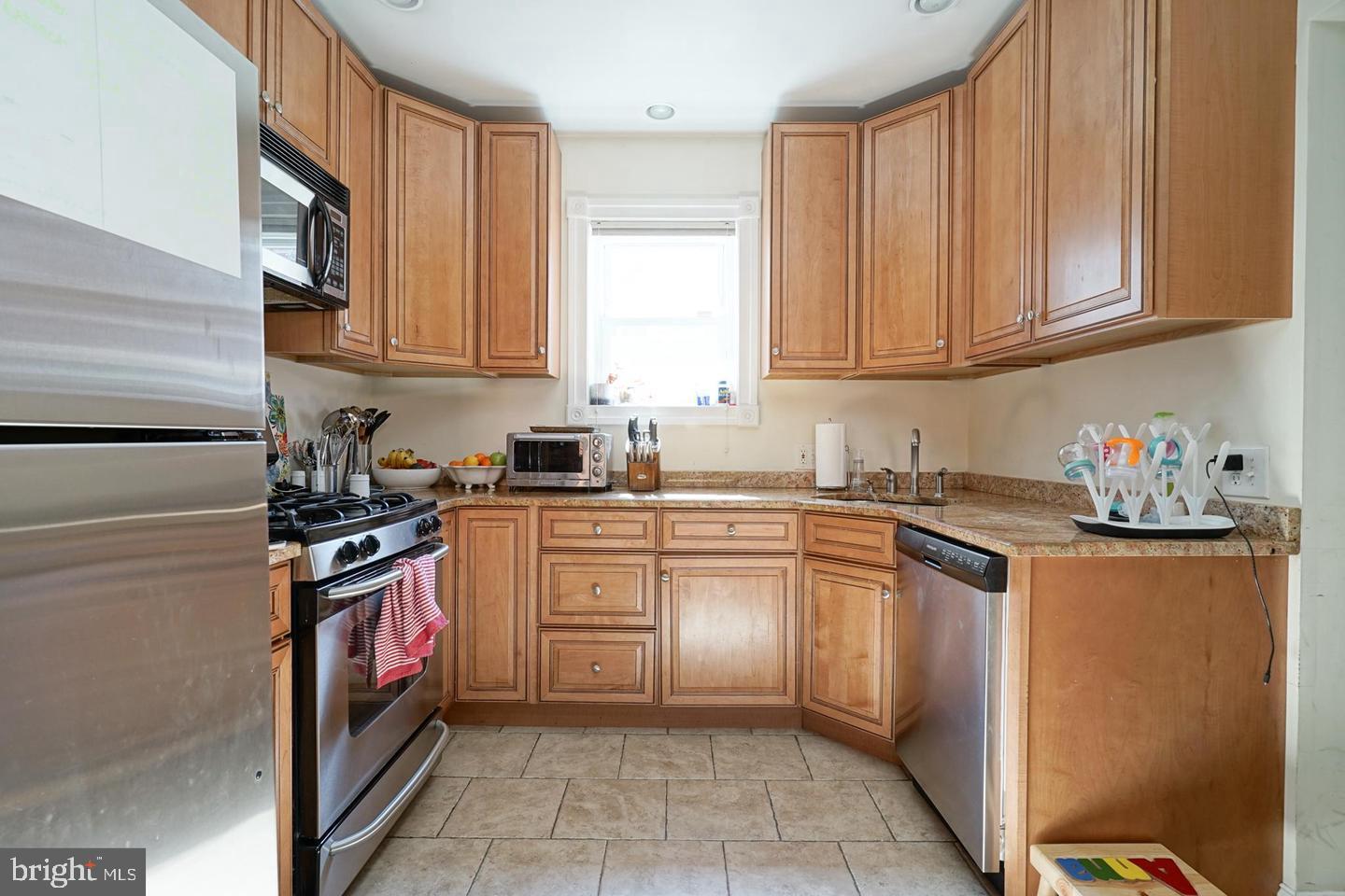 GRADUATE HOSPITAL - Residential Lease