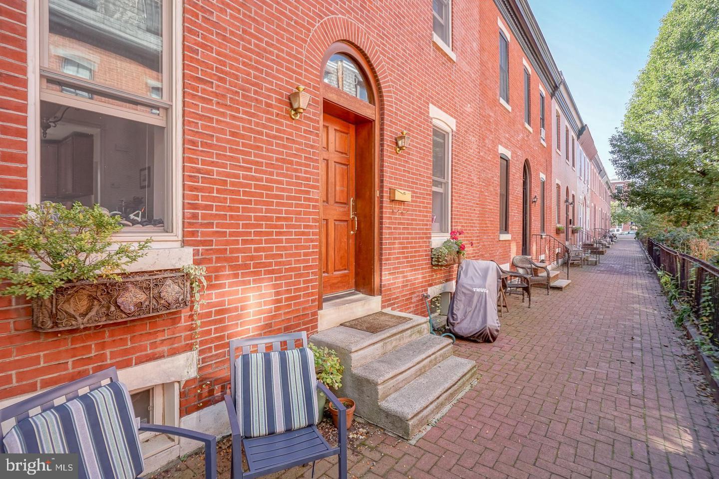 GRADUATE HOSPITAL - Residential Lease