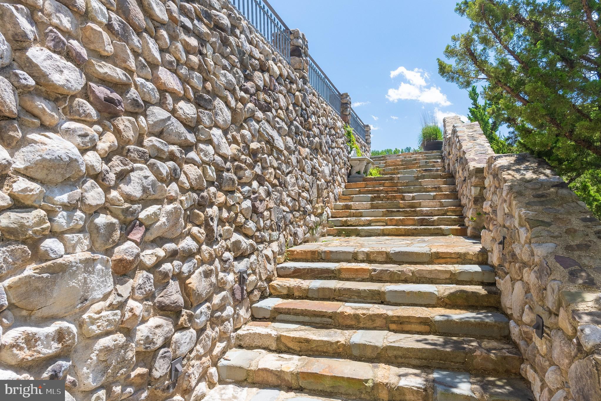 RIVER PLANTATION - Residential