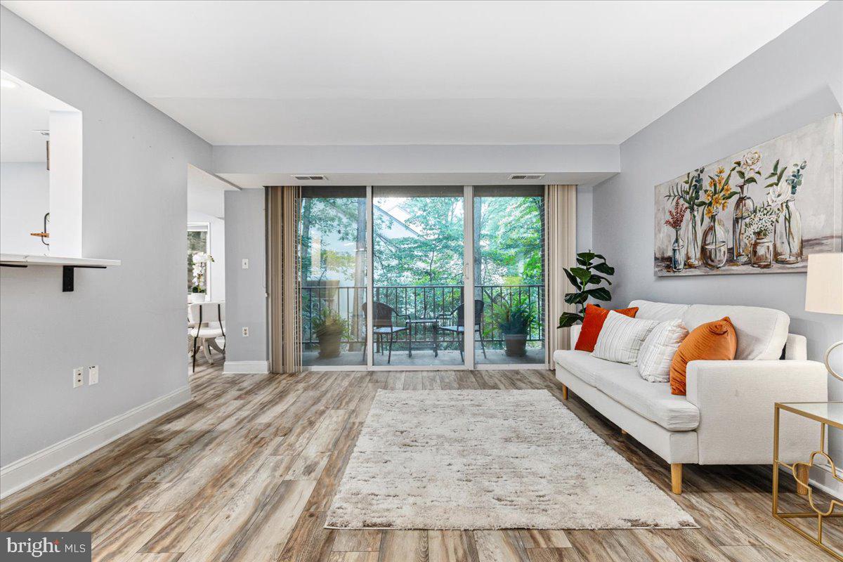 1540 NORTHGATE SQUARE 1540-12C