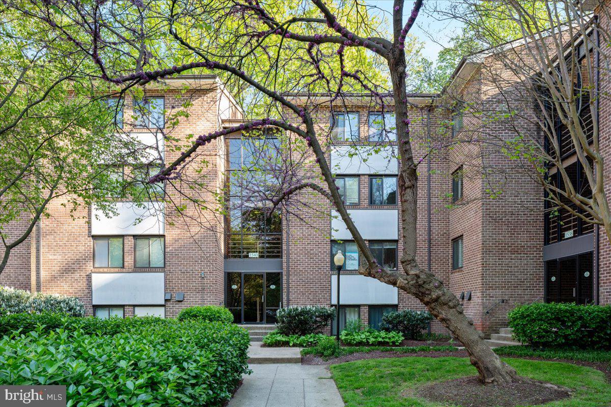 1540 NORTHGATE SQUARE 1540-12C