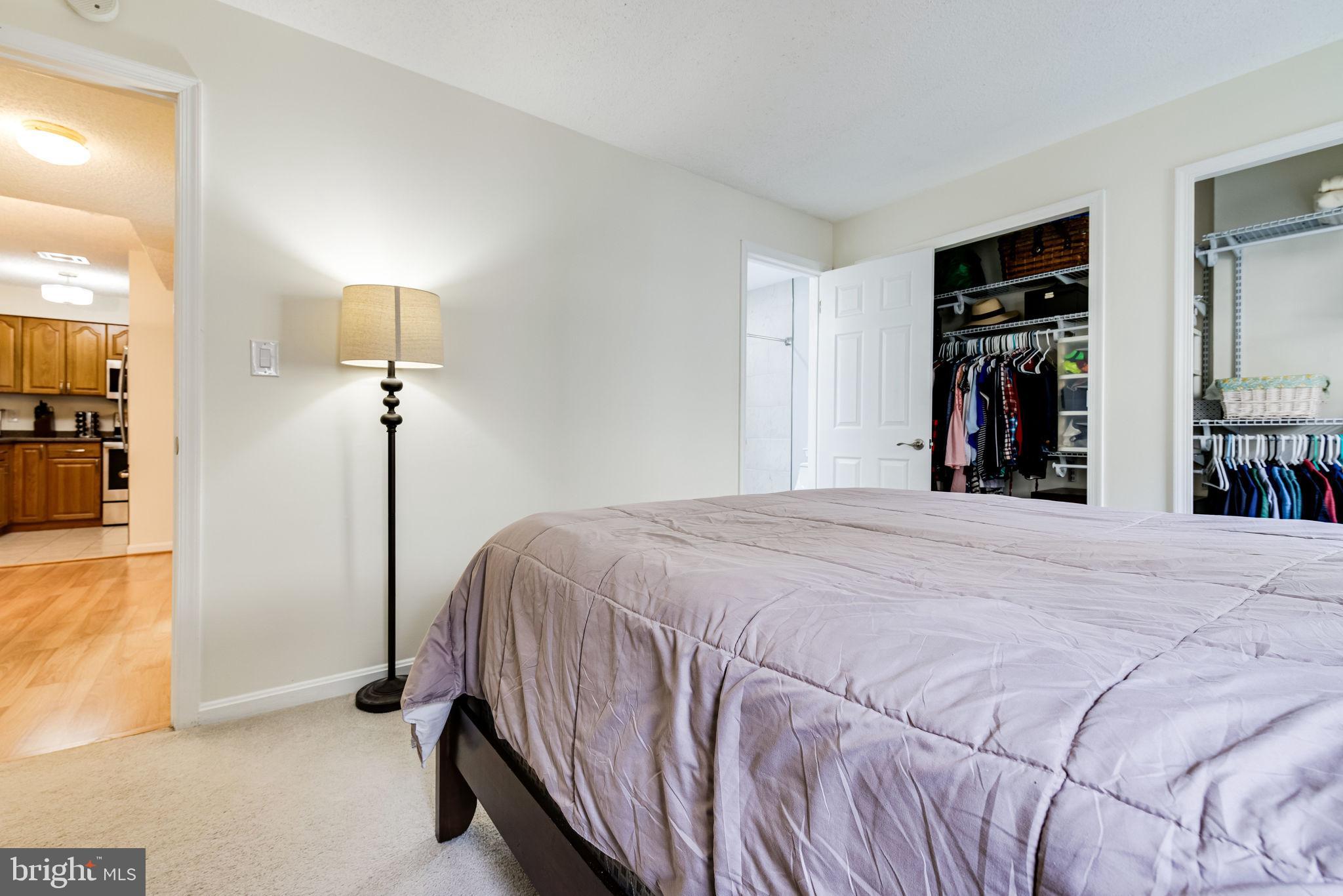 VICTORIA CROSSINGS AT MANCHESTER LAKES - Residential Lease