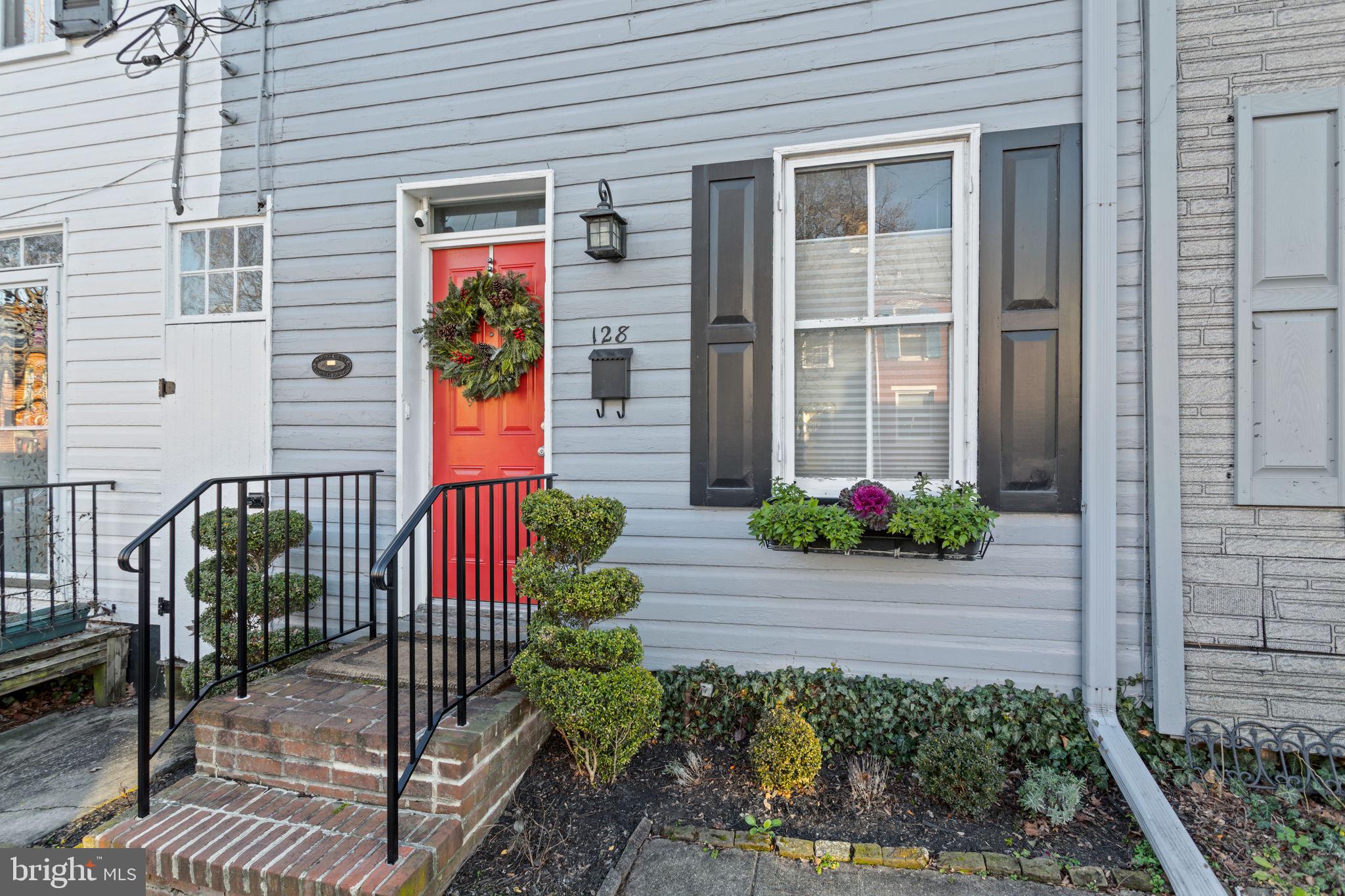 DOWNTOWN - Residential