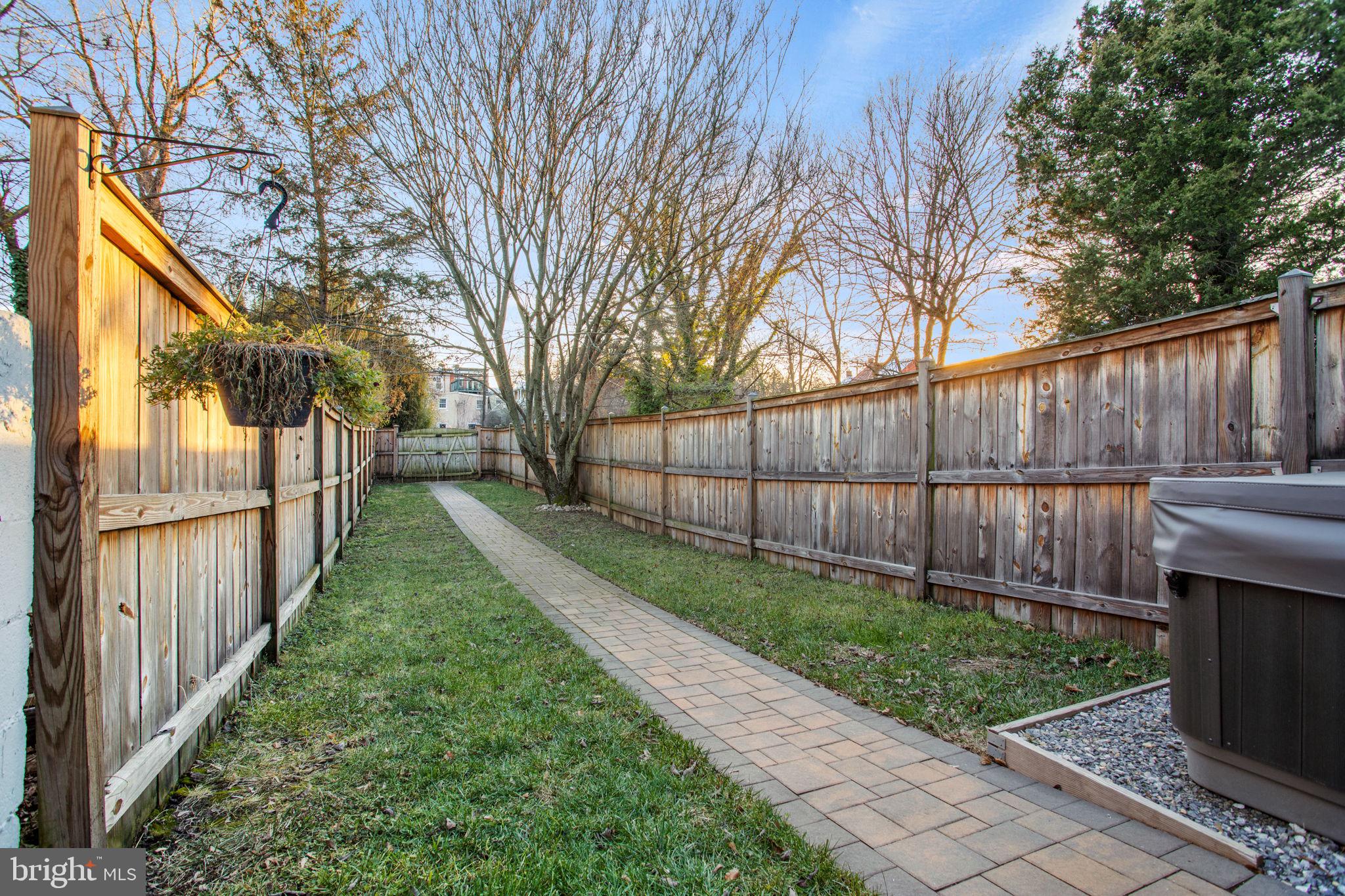 DOWNTOWN - Residential