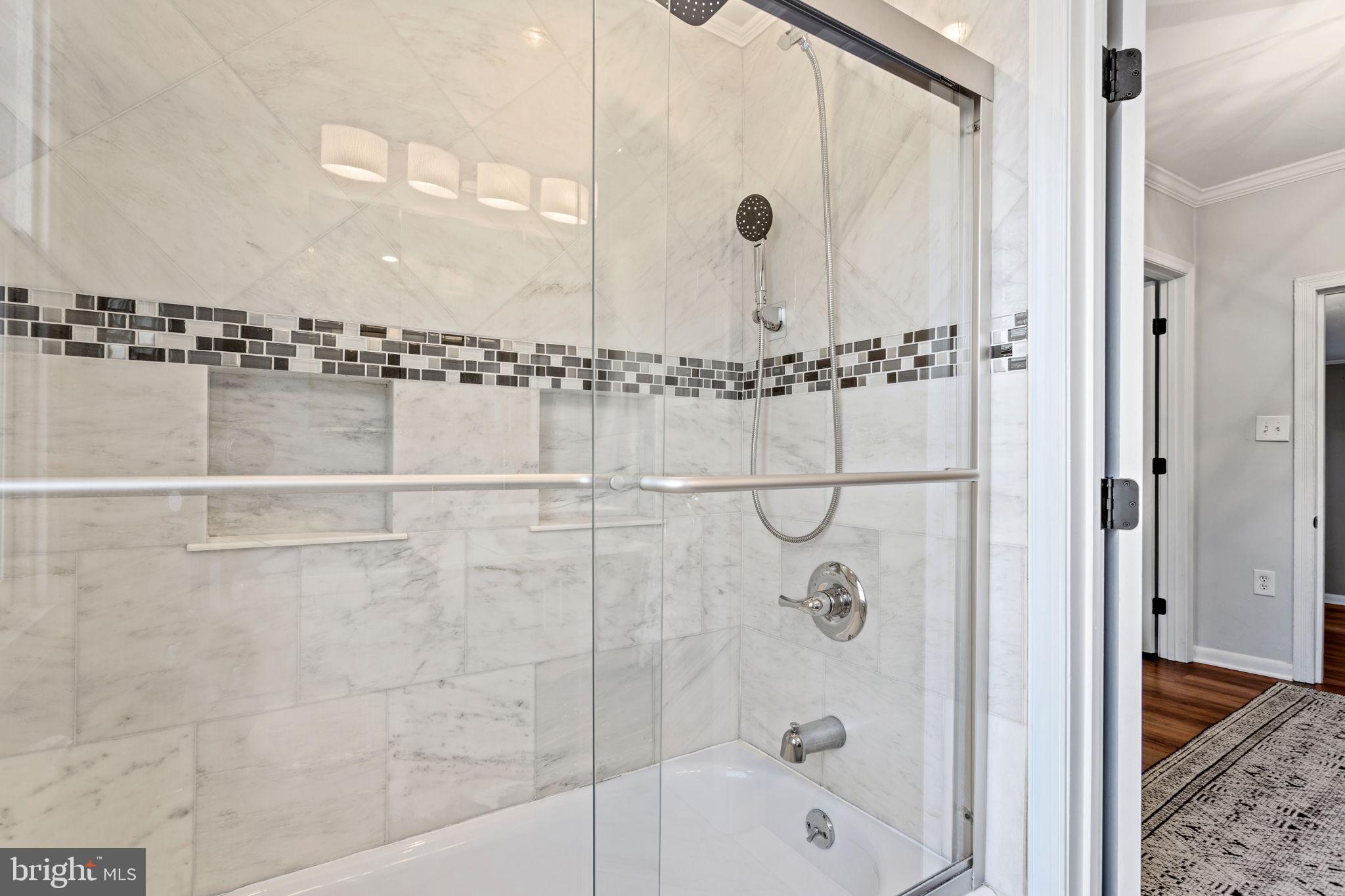 DOWNTOWN - Residential