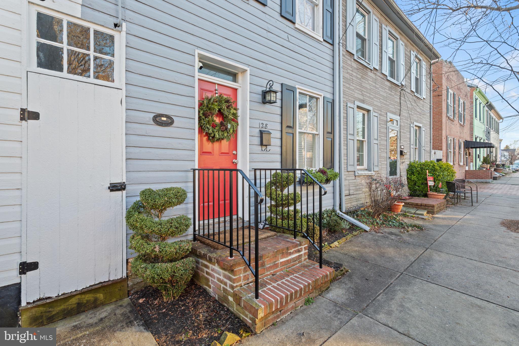 DOWNTOWN - Residential