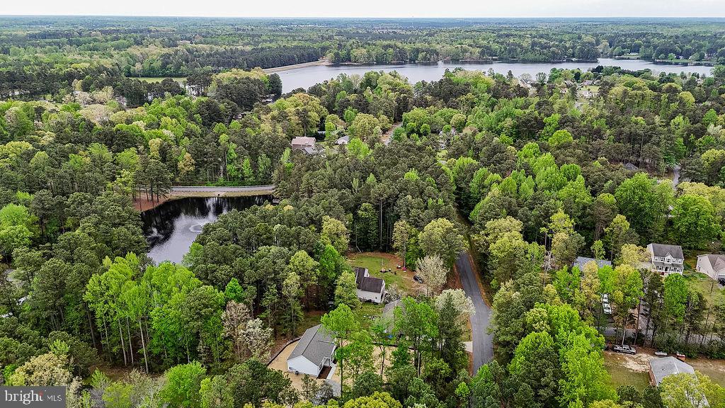 LAKE CAROLINE - Residential