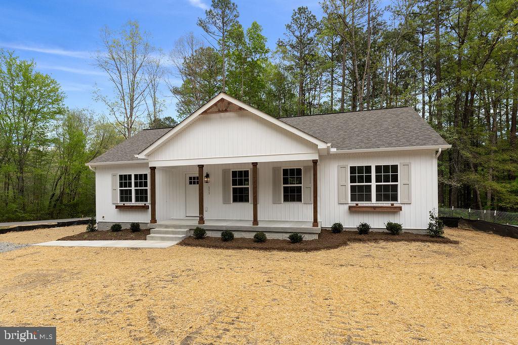 111 WAVERLY DRIVE