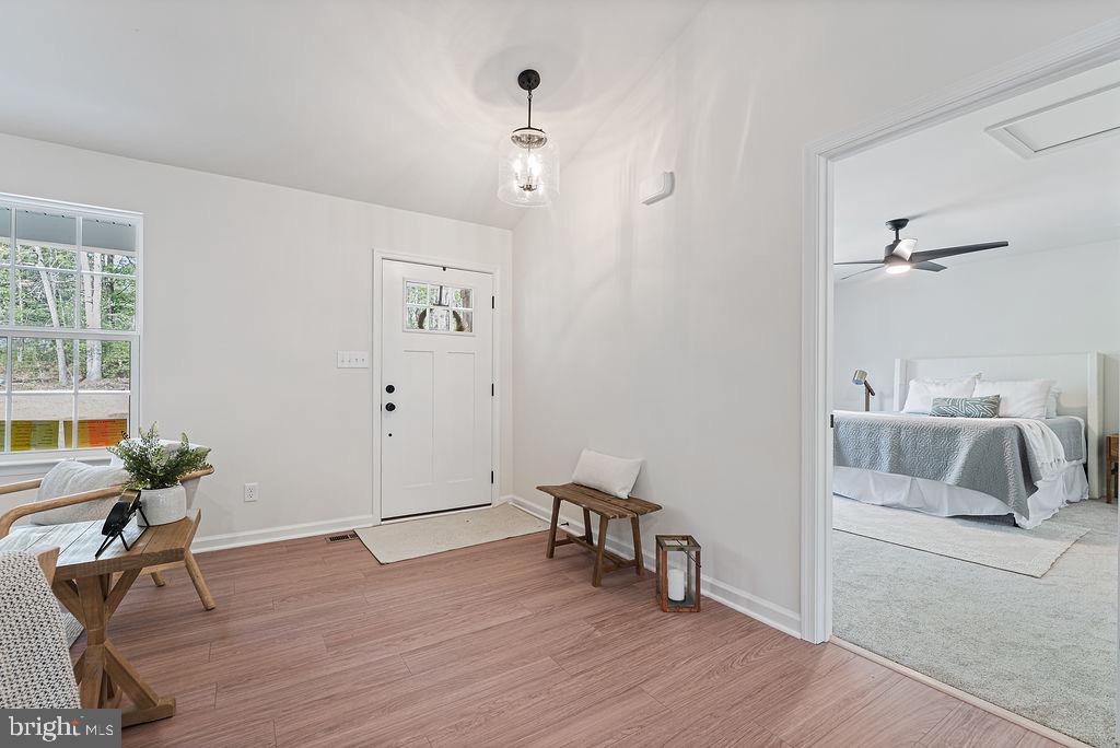 LAKE CAROLINE - Residential