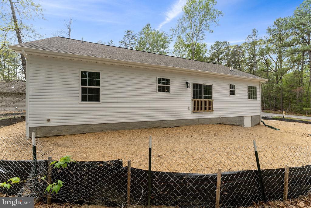 LAKE CAROLINE - Residential