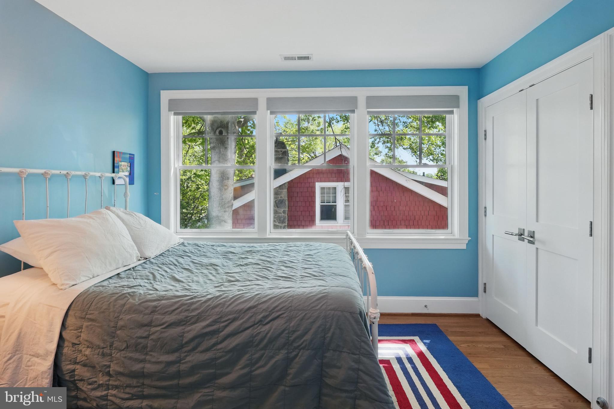 CHEVY CHASE - Residential
