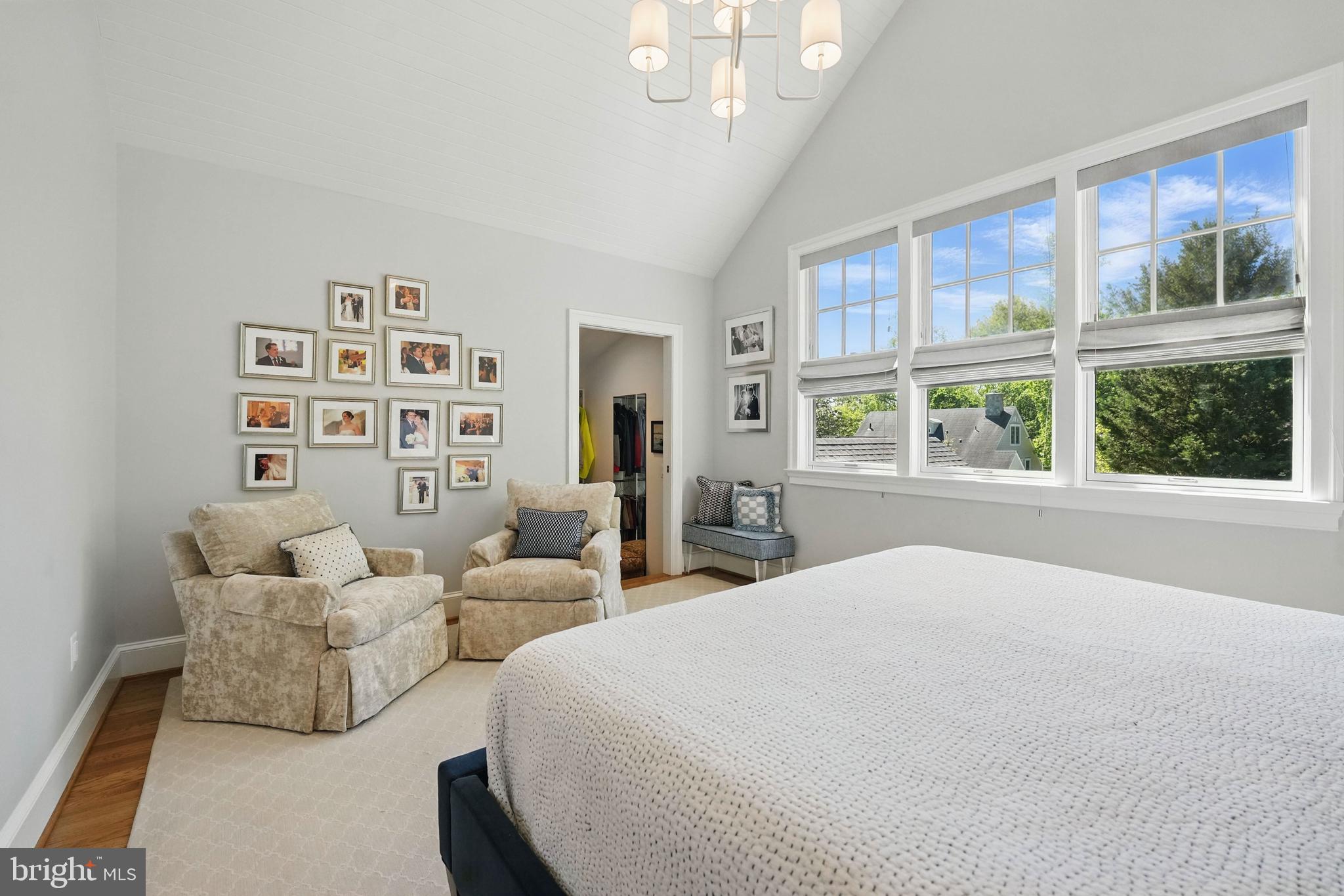 CHEVY CHASE - Residential