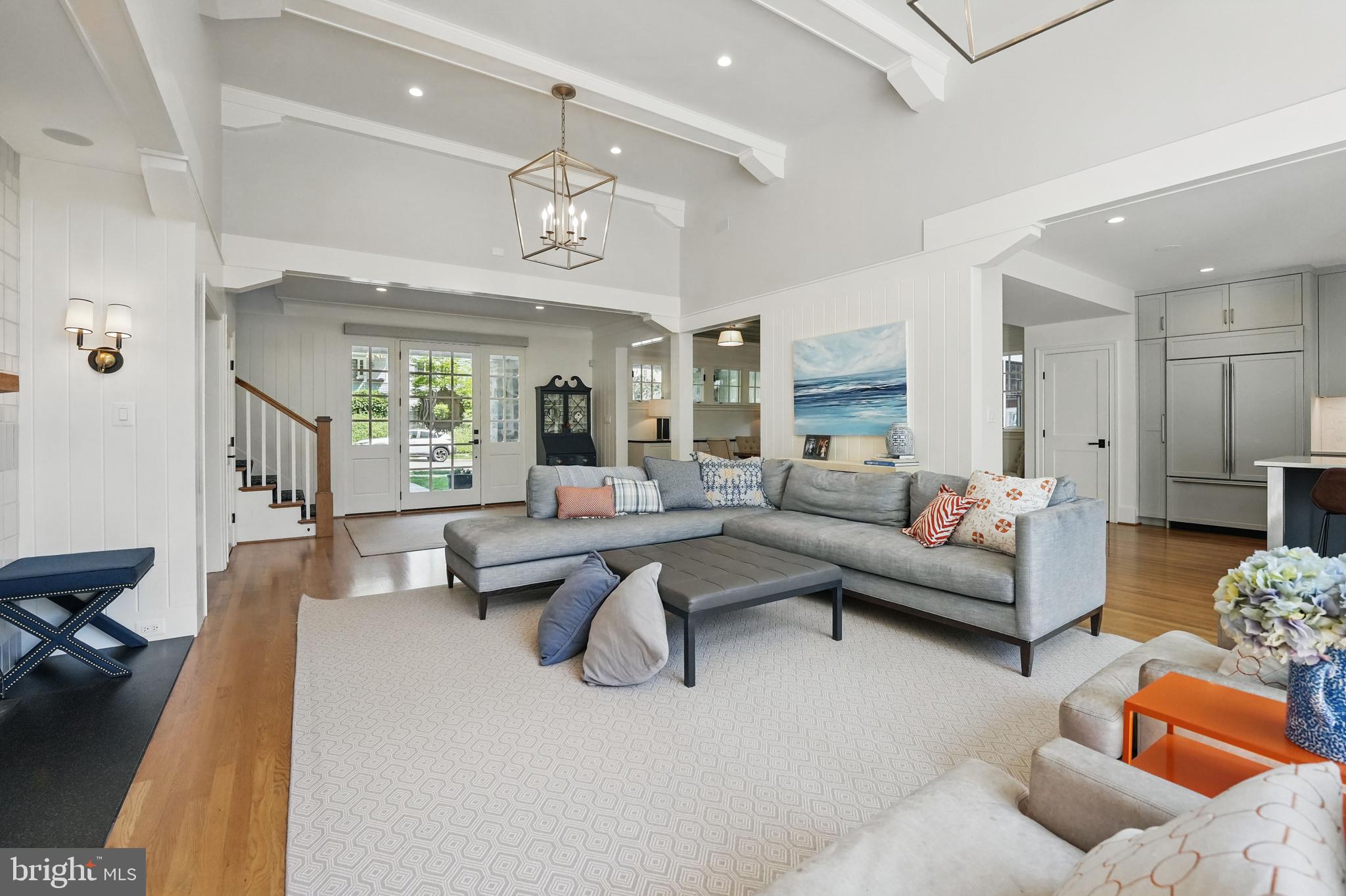 CHEVY CHASE - Residential