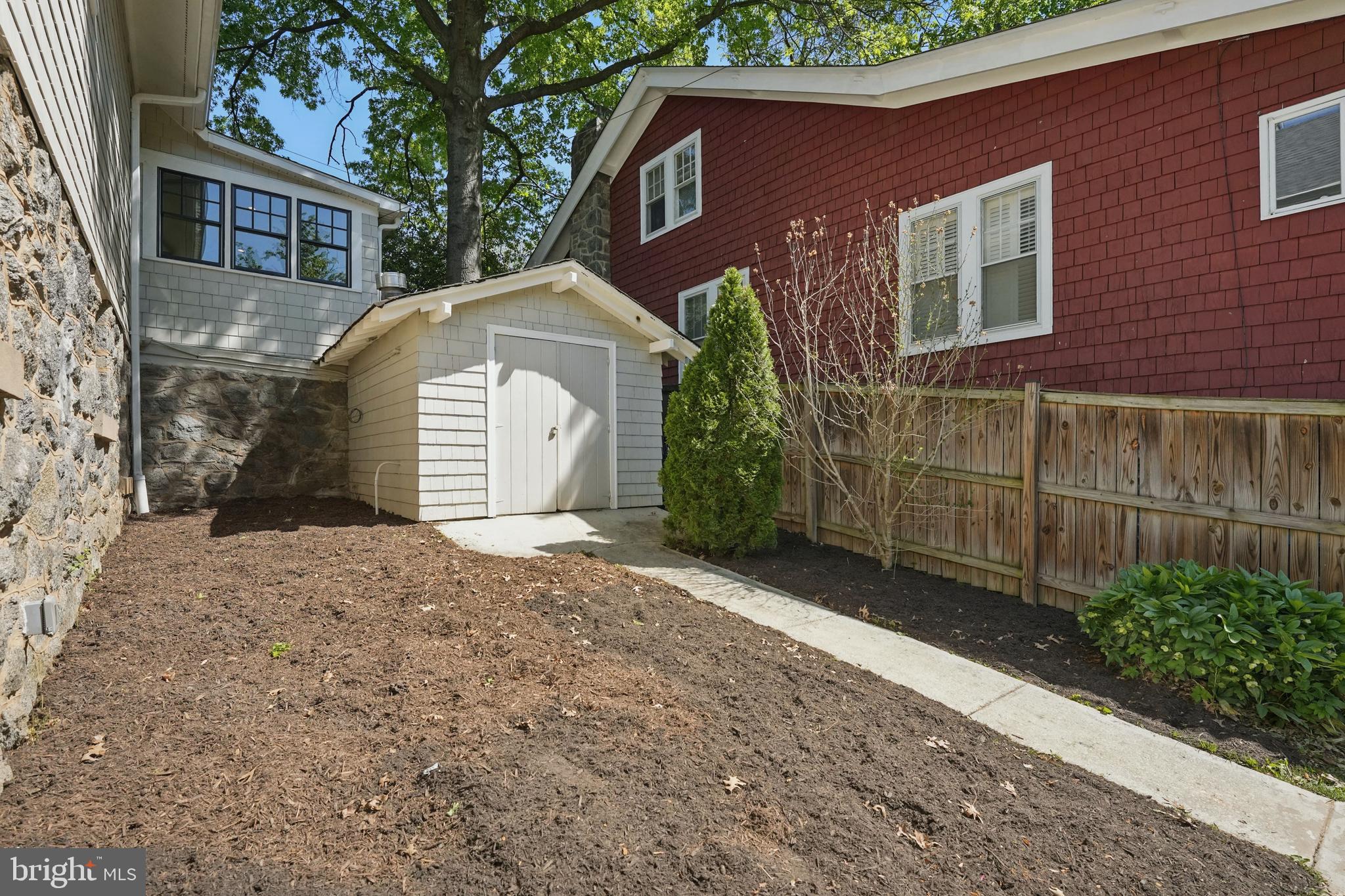 CHEVY CHASE - Residential