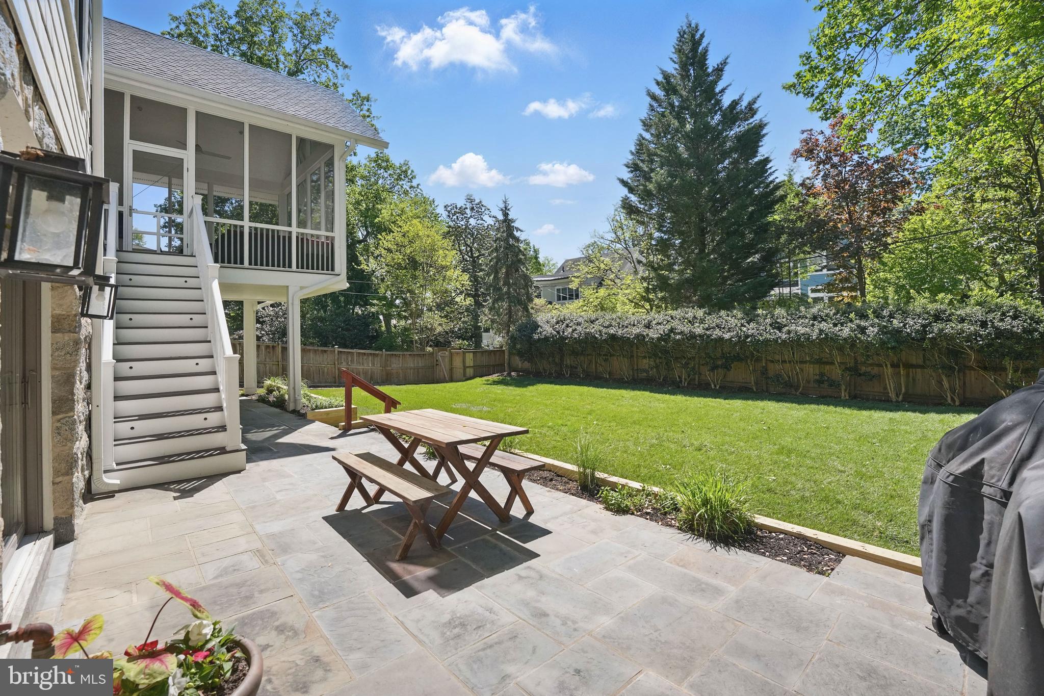 CHEVY CHASE - Residential