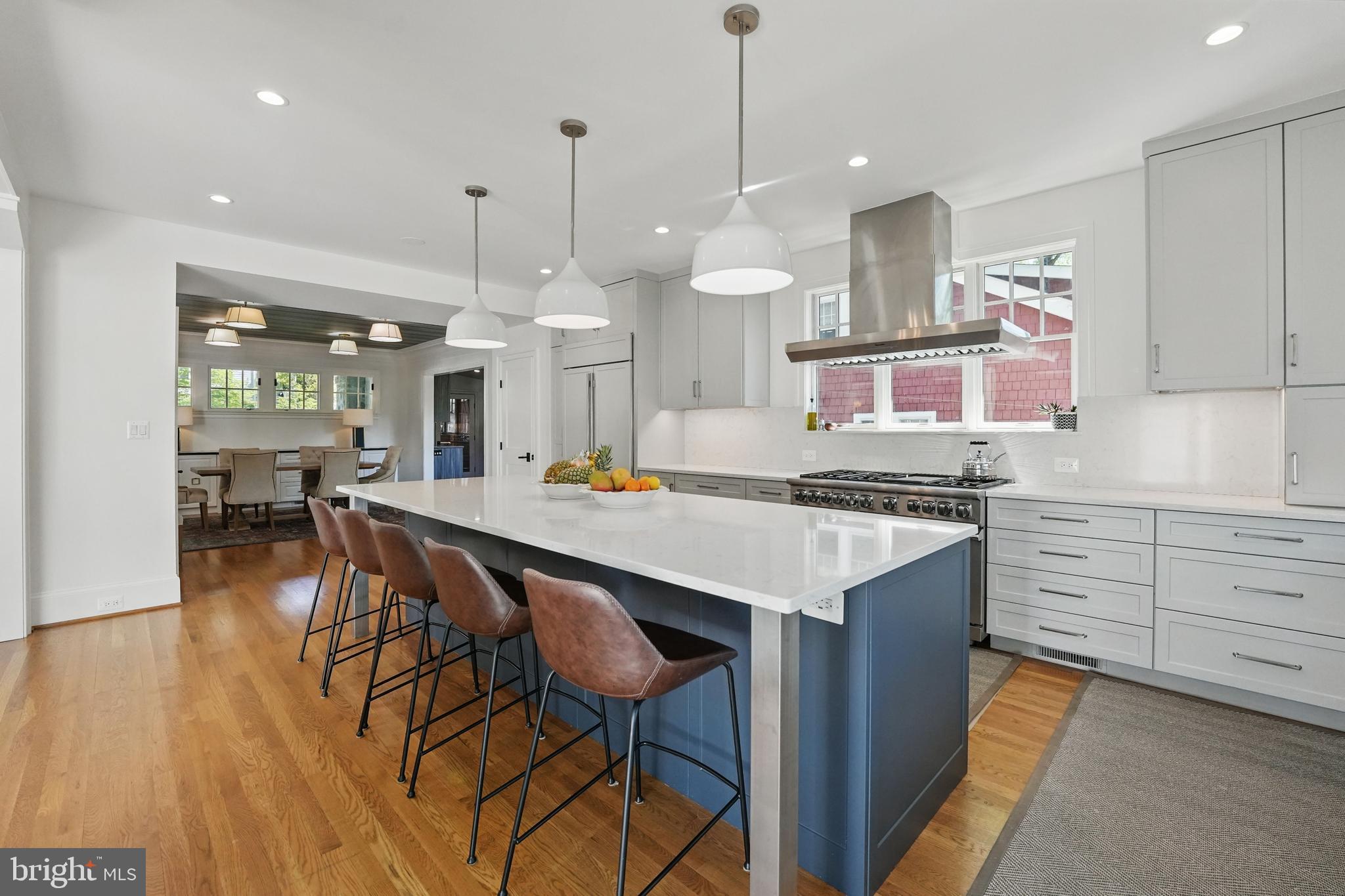 CHEVY CHASE - Residential