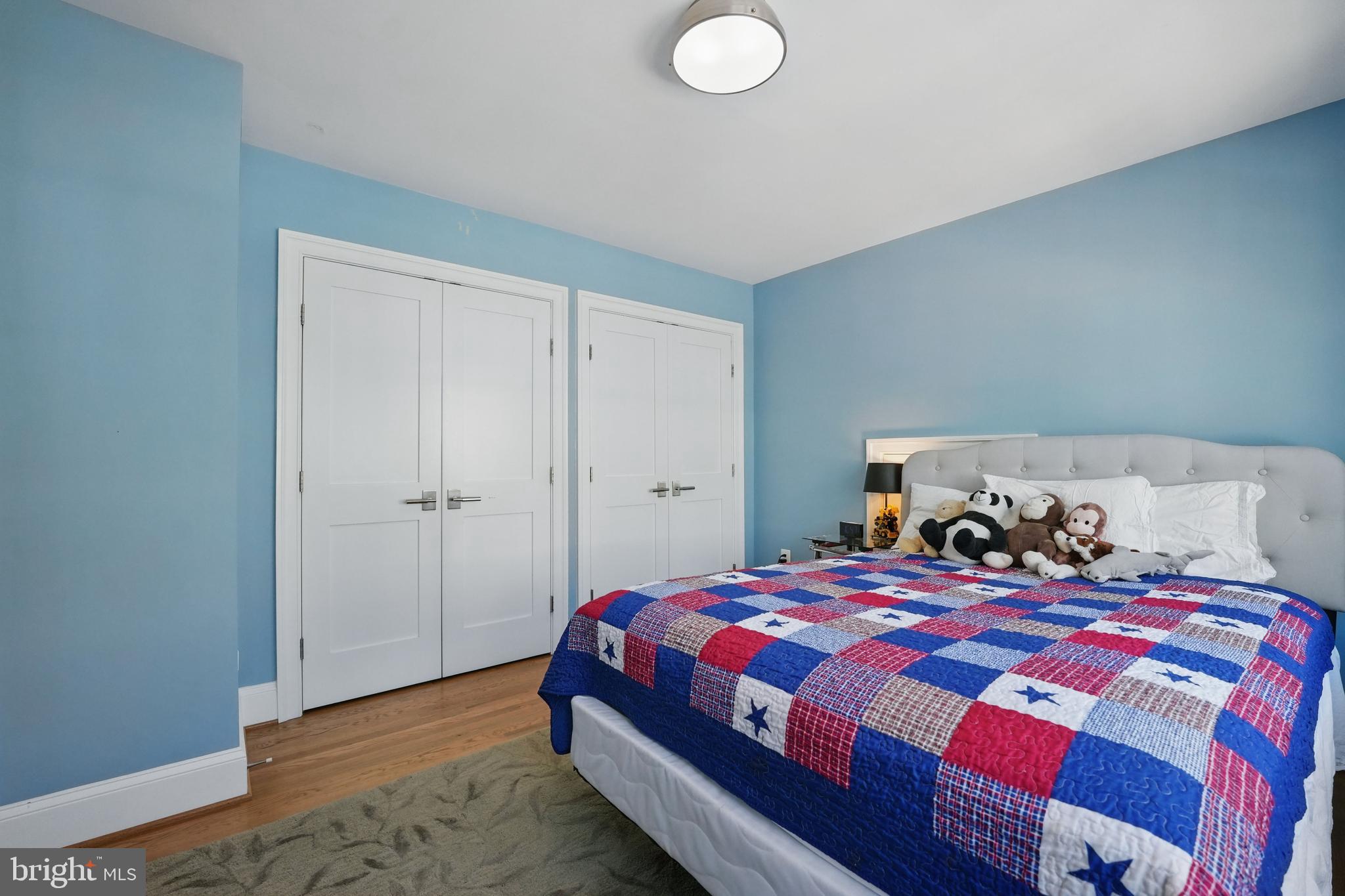 CHEVY CHASE - Residential