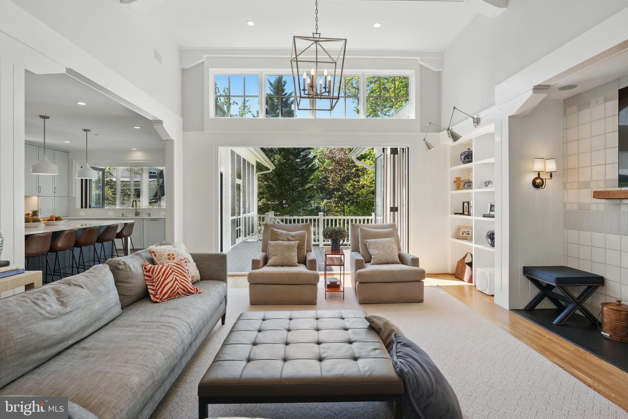 CHEVY CHASE - Residential