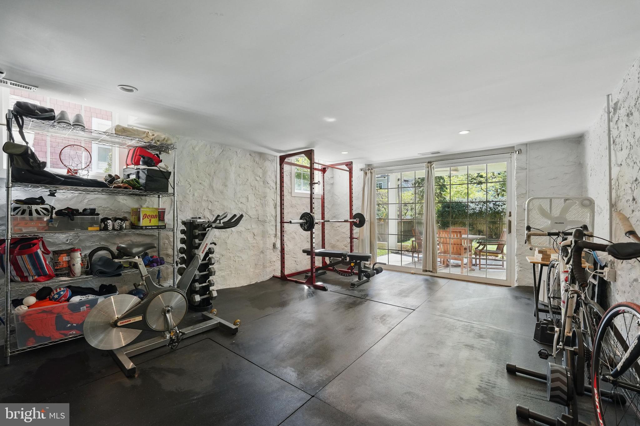 CHEVY CHASE - Residential