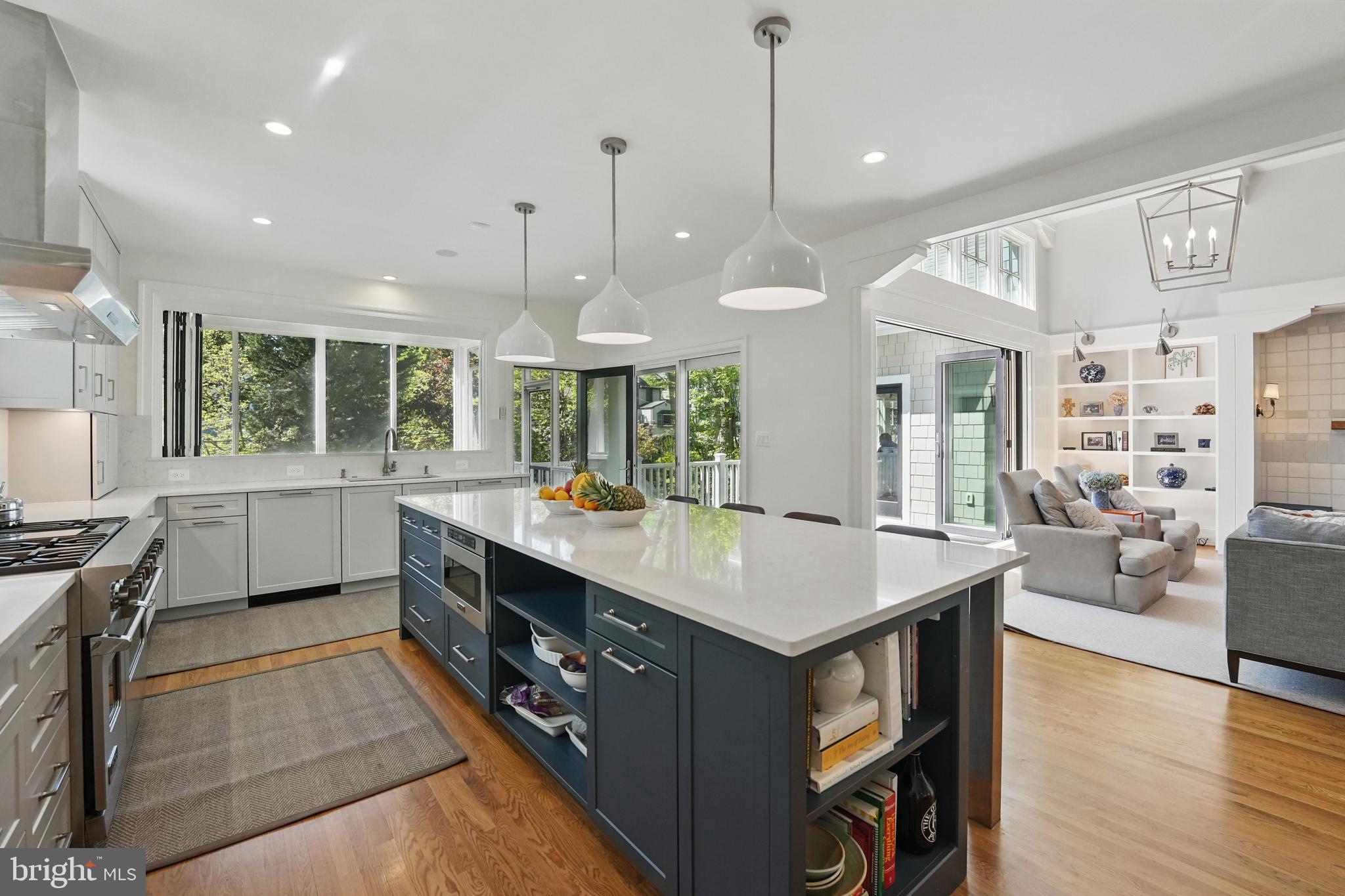 CHEVY CHASE - Residential