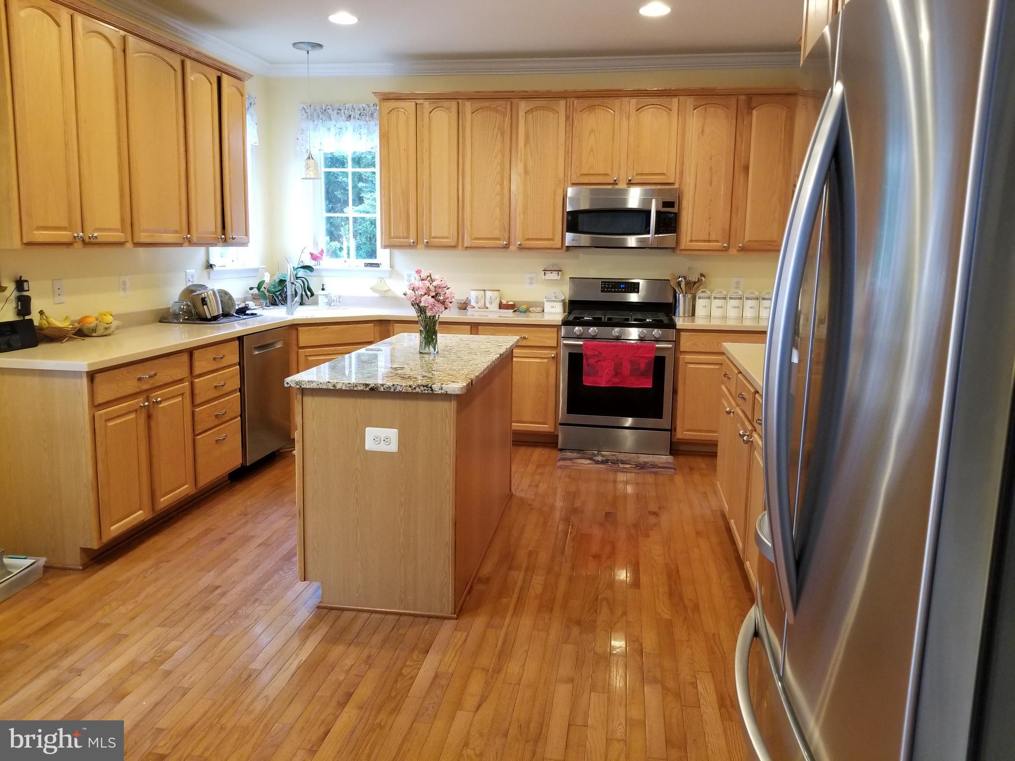 APPLE GLEN - Residential Lease