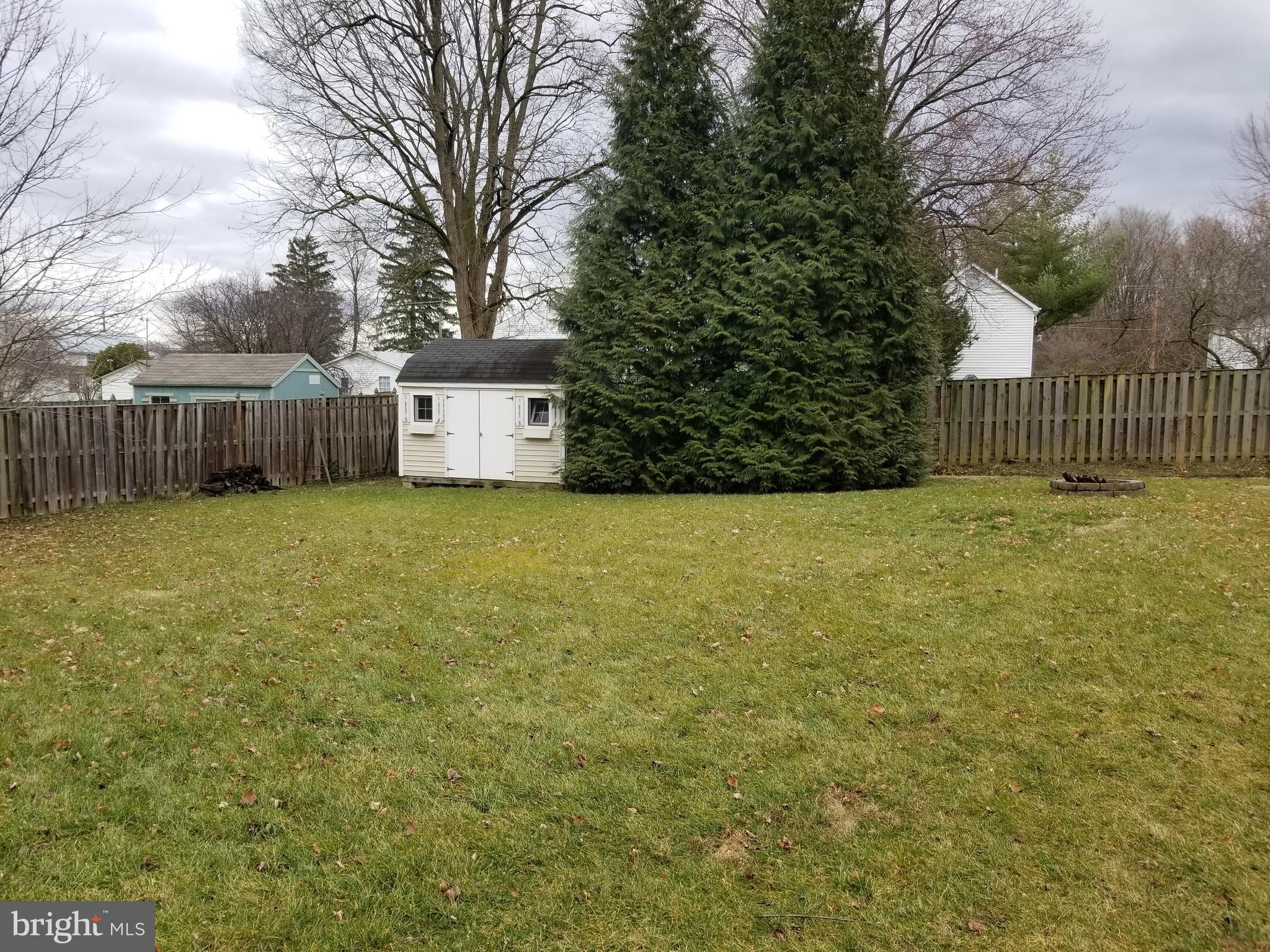 APPLE GLEN - Residential Lease