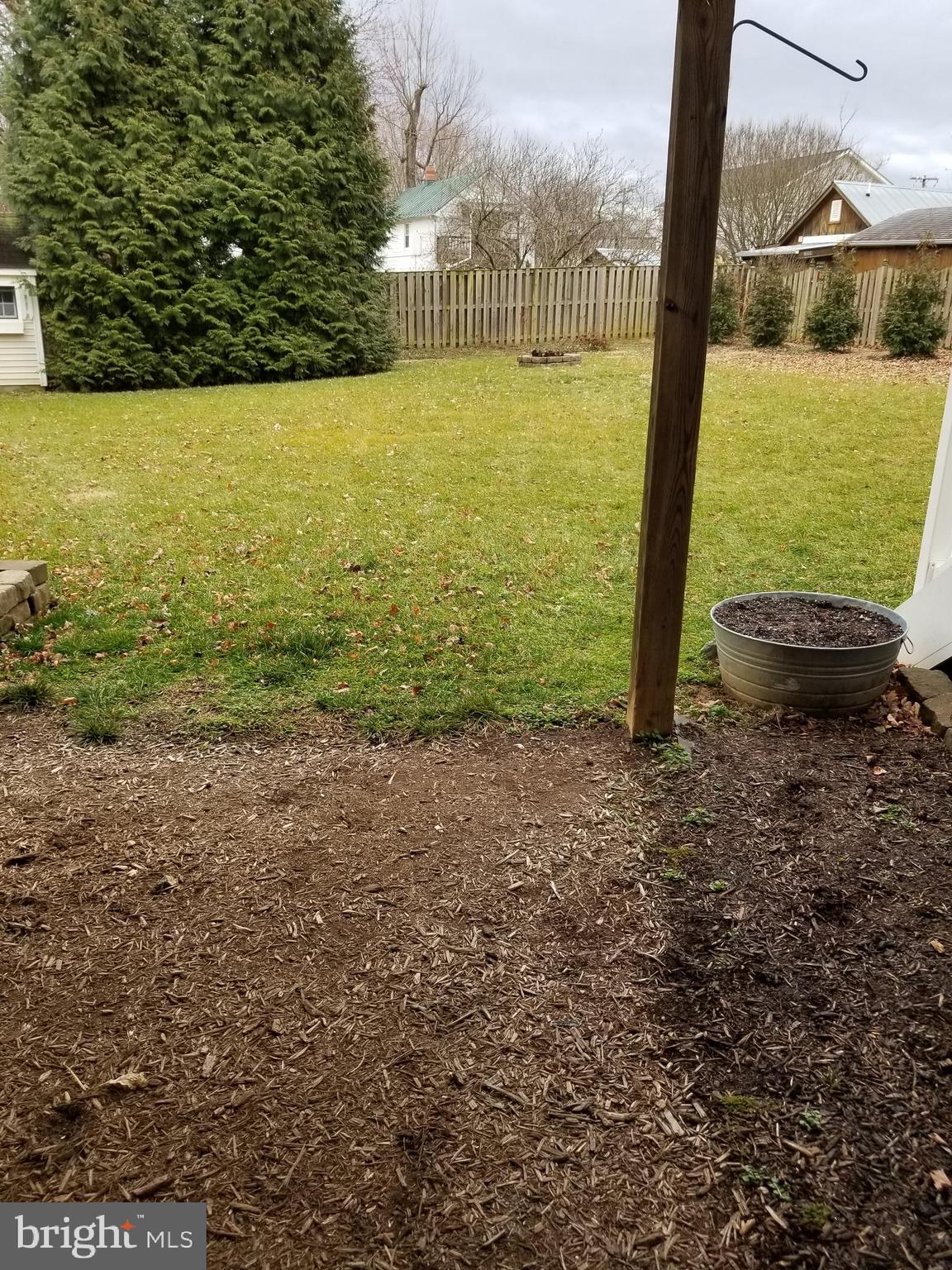 APPLE GLEN - Residential Lease