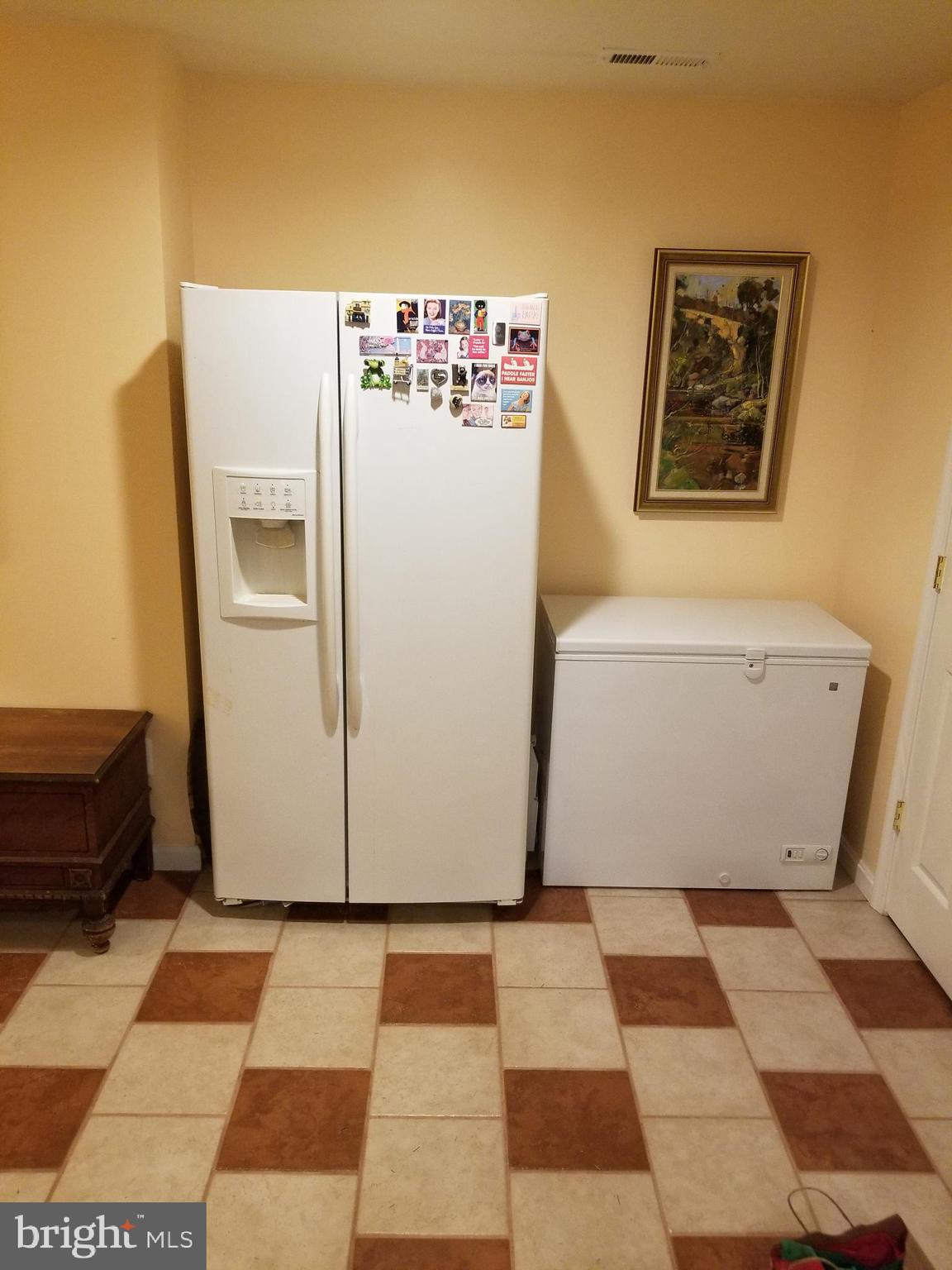 APPLE GLEN - Residential Lease