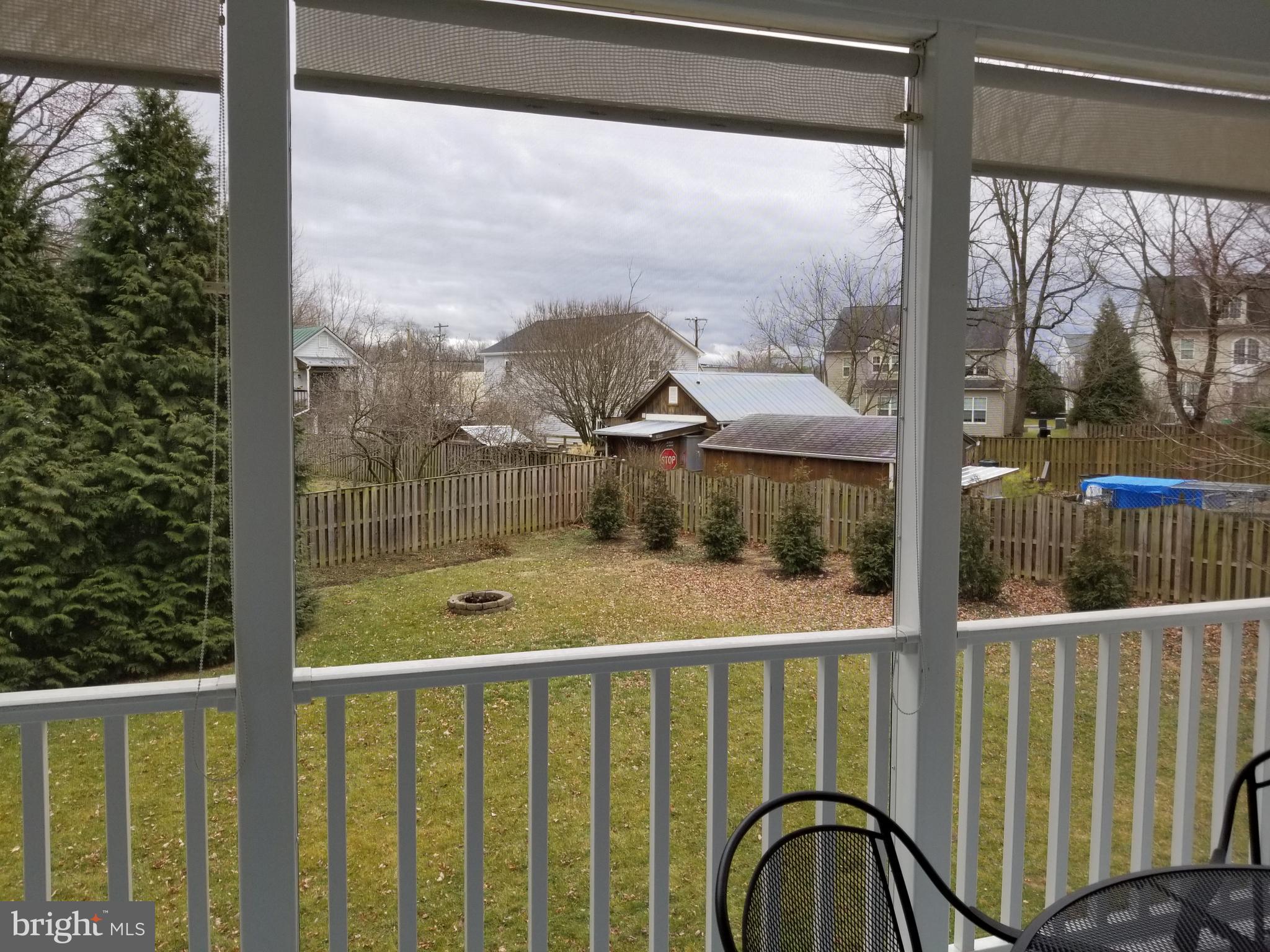 APPLE GLEN - Residential Lease